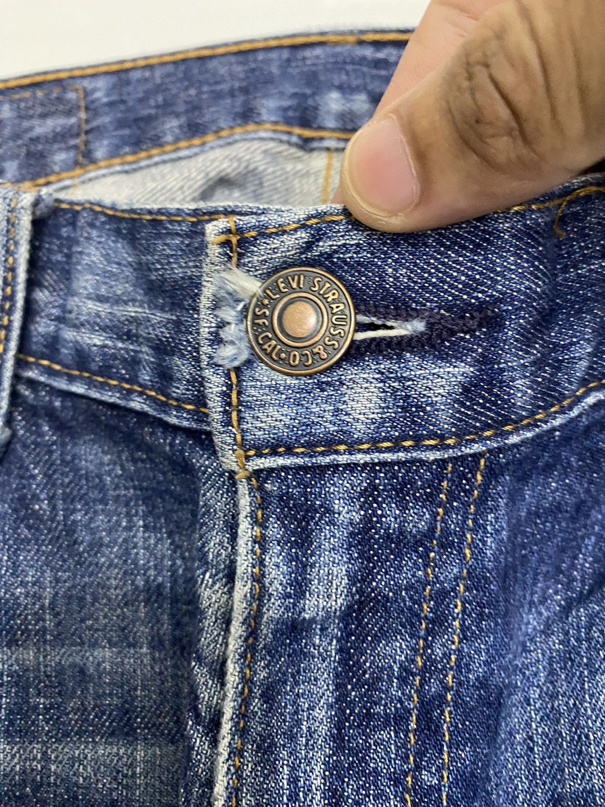 Levi's VINTAGE LEVIS 517 DISTRESSED DENIM JEANS Size US 30 / EU 46 - 9 Thumbnail