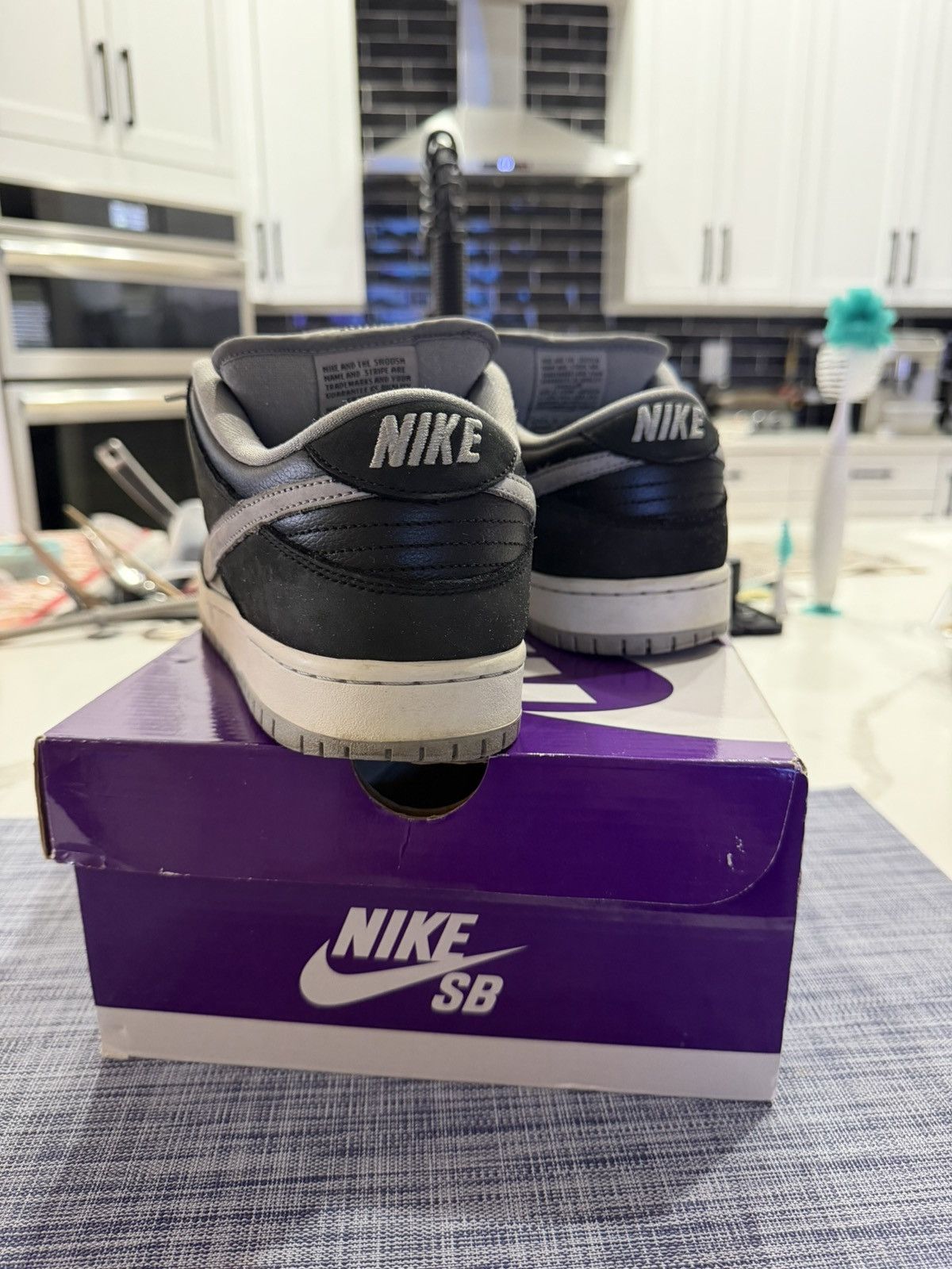 Nike Nike SB dunk low Shadow sz 10M Size US 10 / EU 43 - 2 Thumbnail