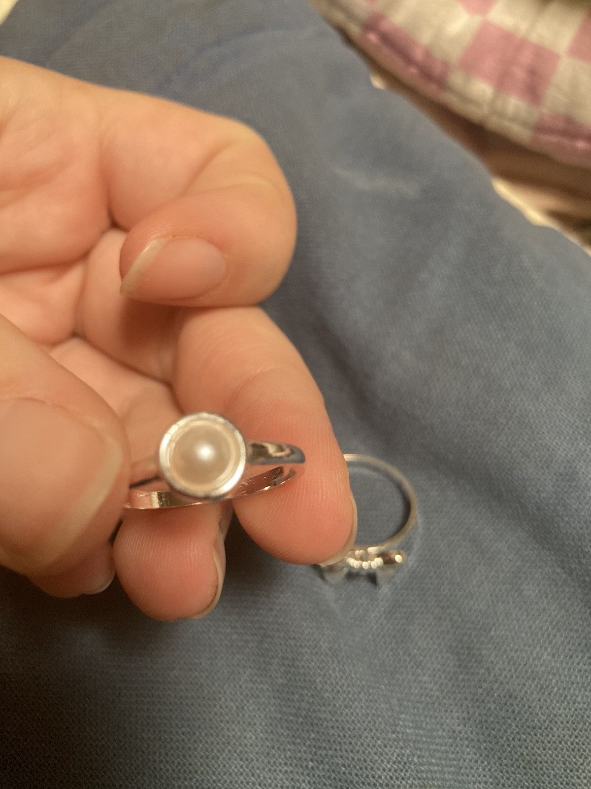 Other Silver plated bow and faux pearl 2 rings Size ONE SIZE - 3 Thumbnail