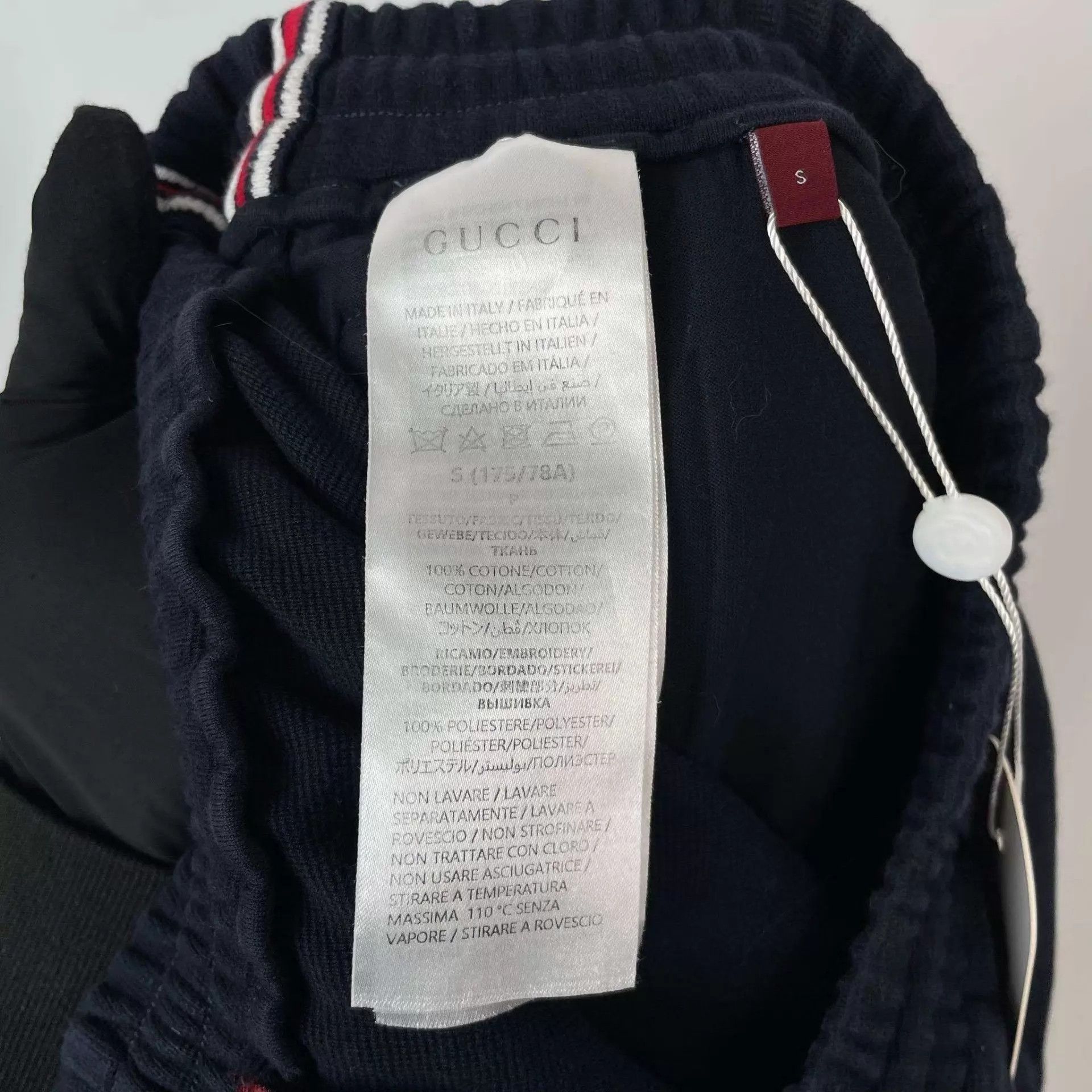 Gucci Gucci black red stripe short S Size US 30 / EU 46 - 6 Thumbnail
