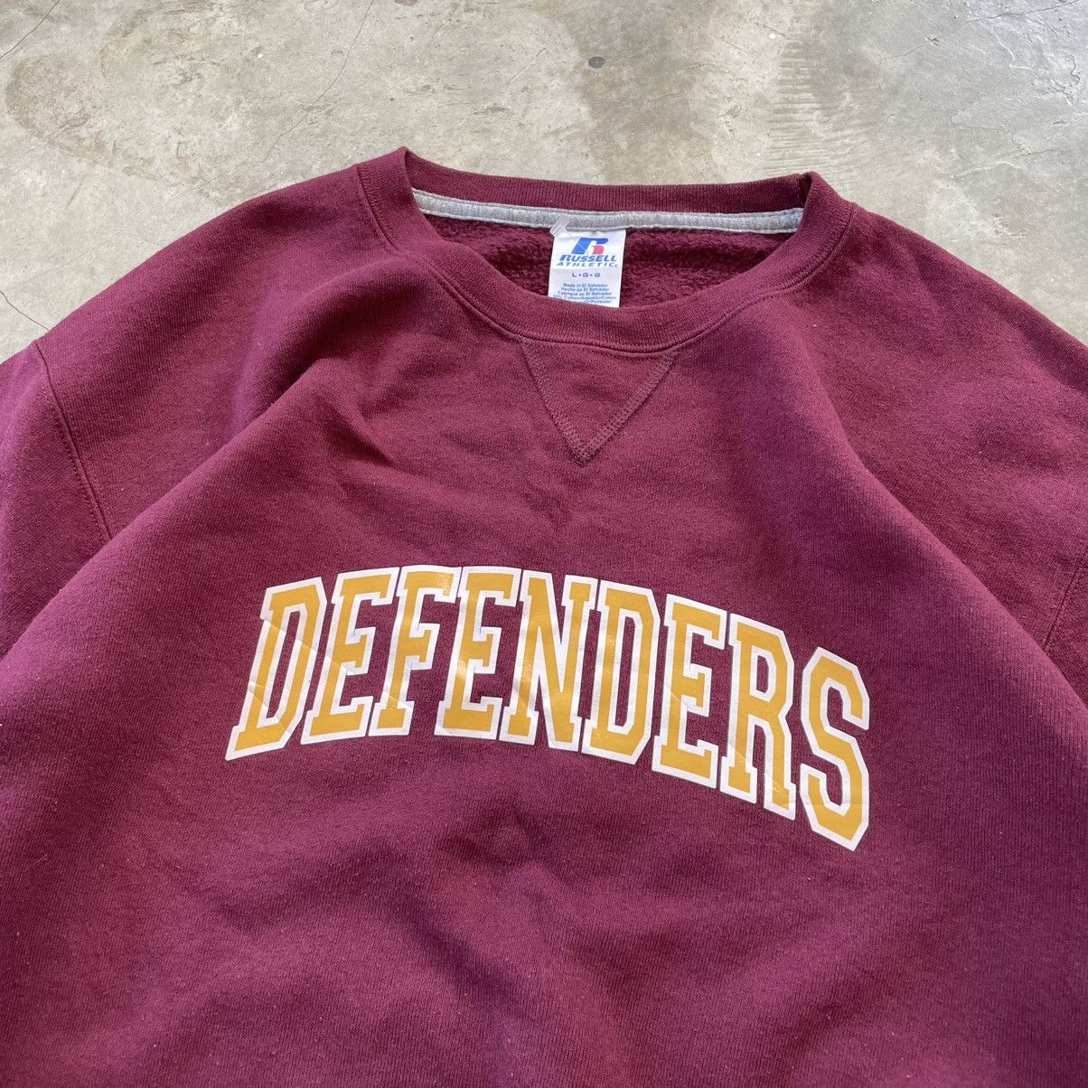 Russell Athletic × Vintage 🔴 Vintage Russell Sweater (DEFENDERS) 🔴 Size US L / EU 52-54 / 3 - 3 Thumbnail