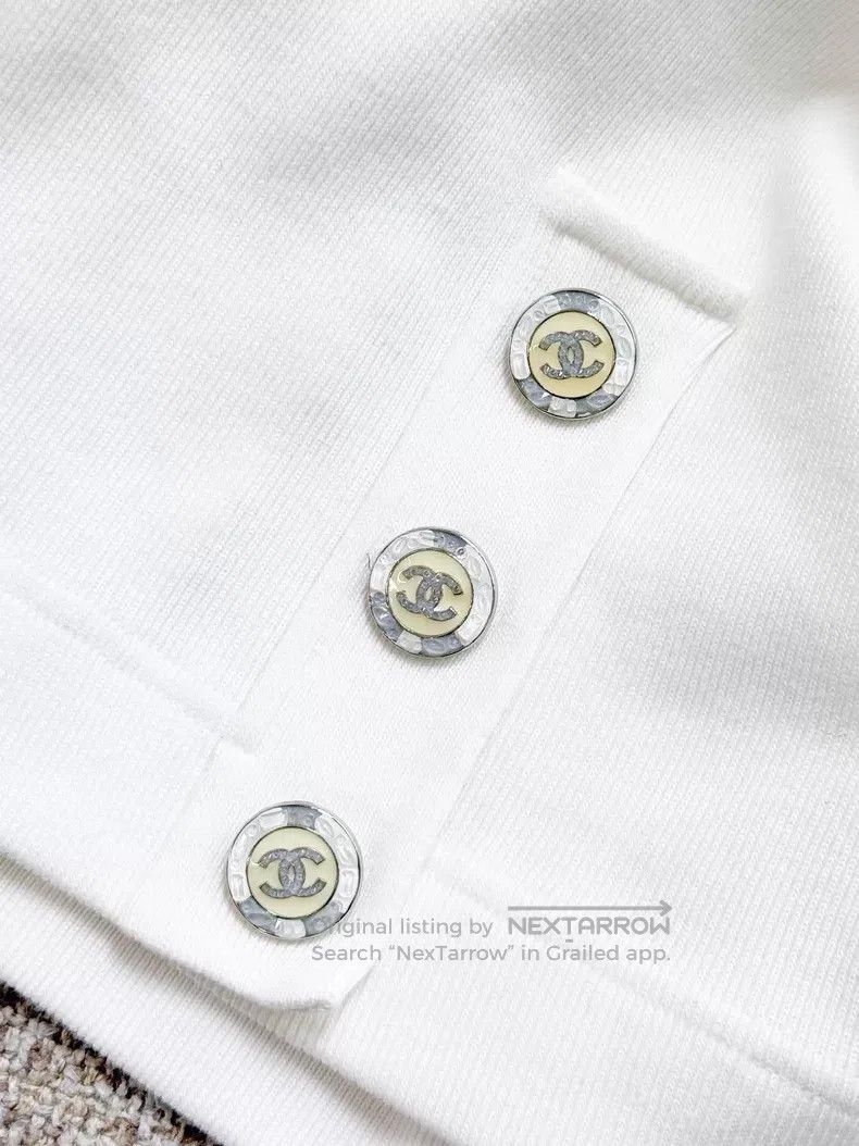 Chanel Chanel White sleeveless three-dimensional flower embroider Size XS / US 0-2 / IT 36-38 - 5 Thumbnail