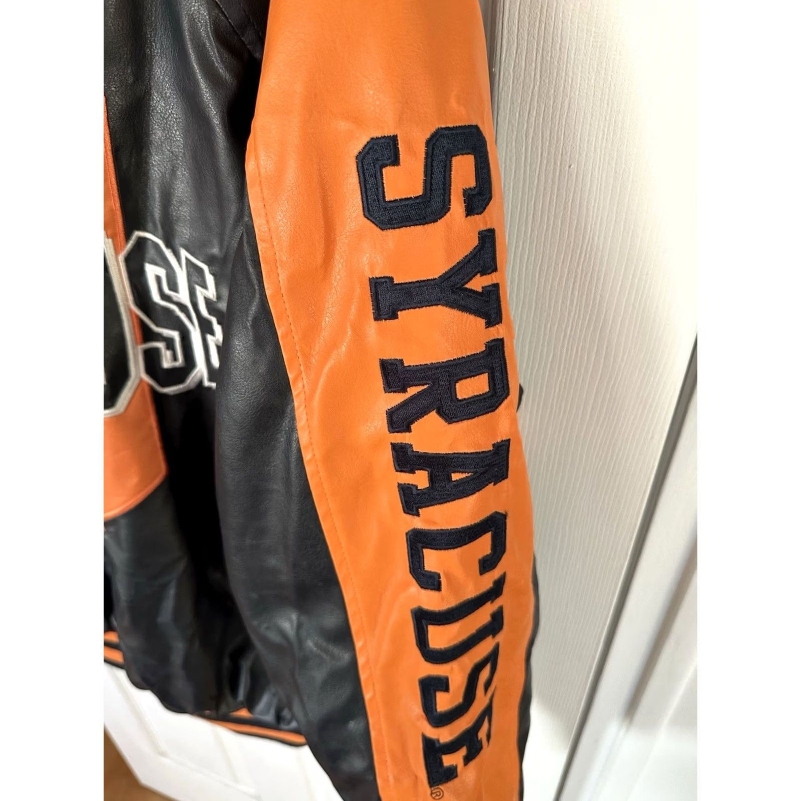 Vintage VINTAGE Steve & Barry’s Syracuse University Orangemen Leather Jacket XL Blue Bomber Jacket Men Size US XL / EU 56 / 4 - 4 Thumbnail