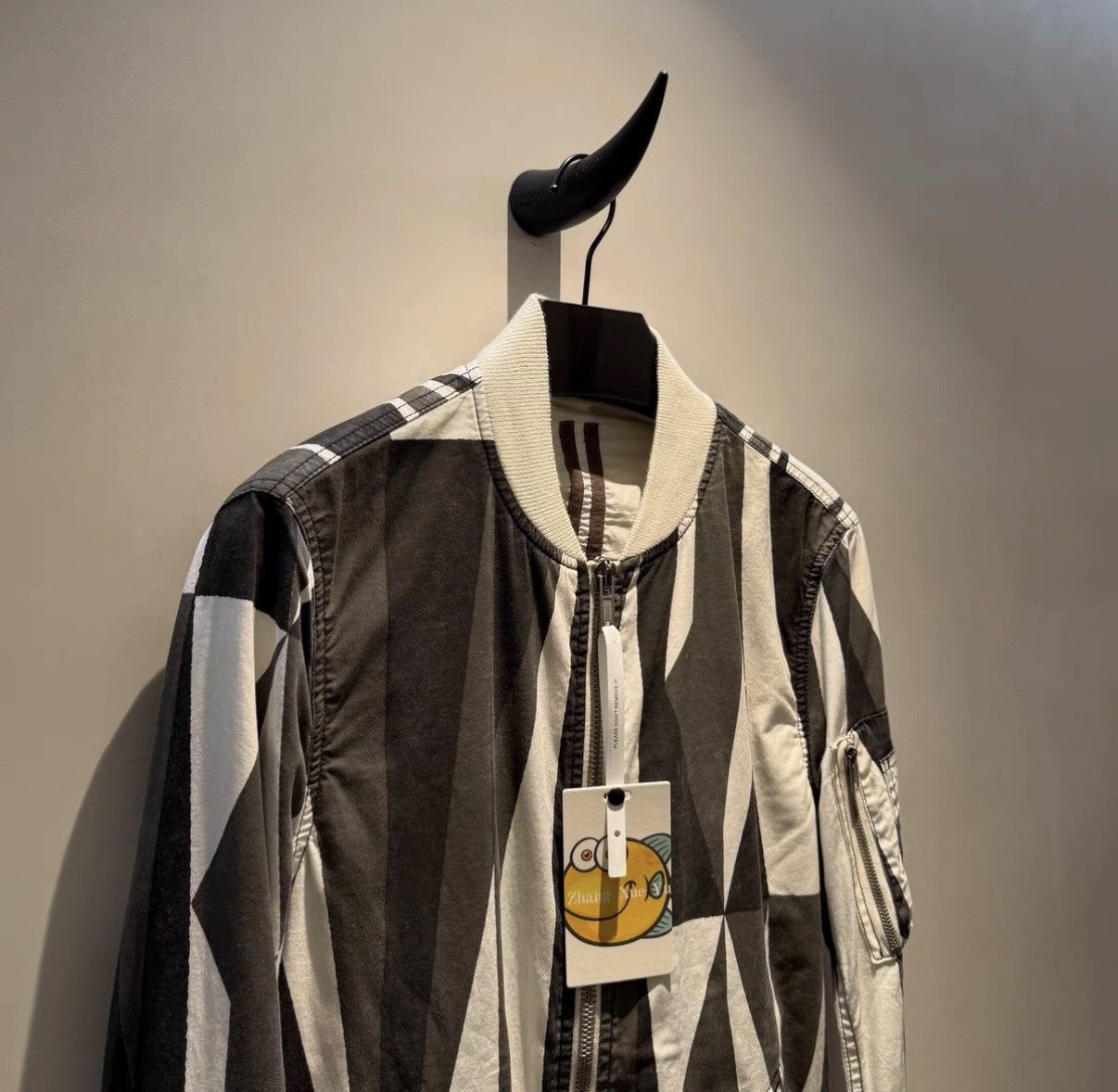 Rick Owens Rick Owens DRKSHDW Secondary Geometric Pattern Classic MA-1 Size US XS / EU 42 / 0 - 2 Thumbnail