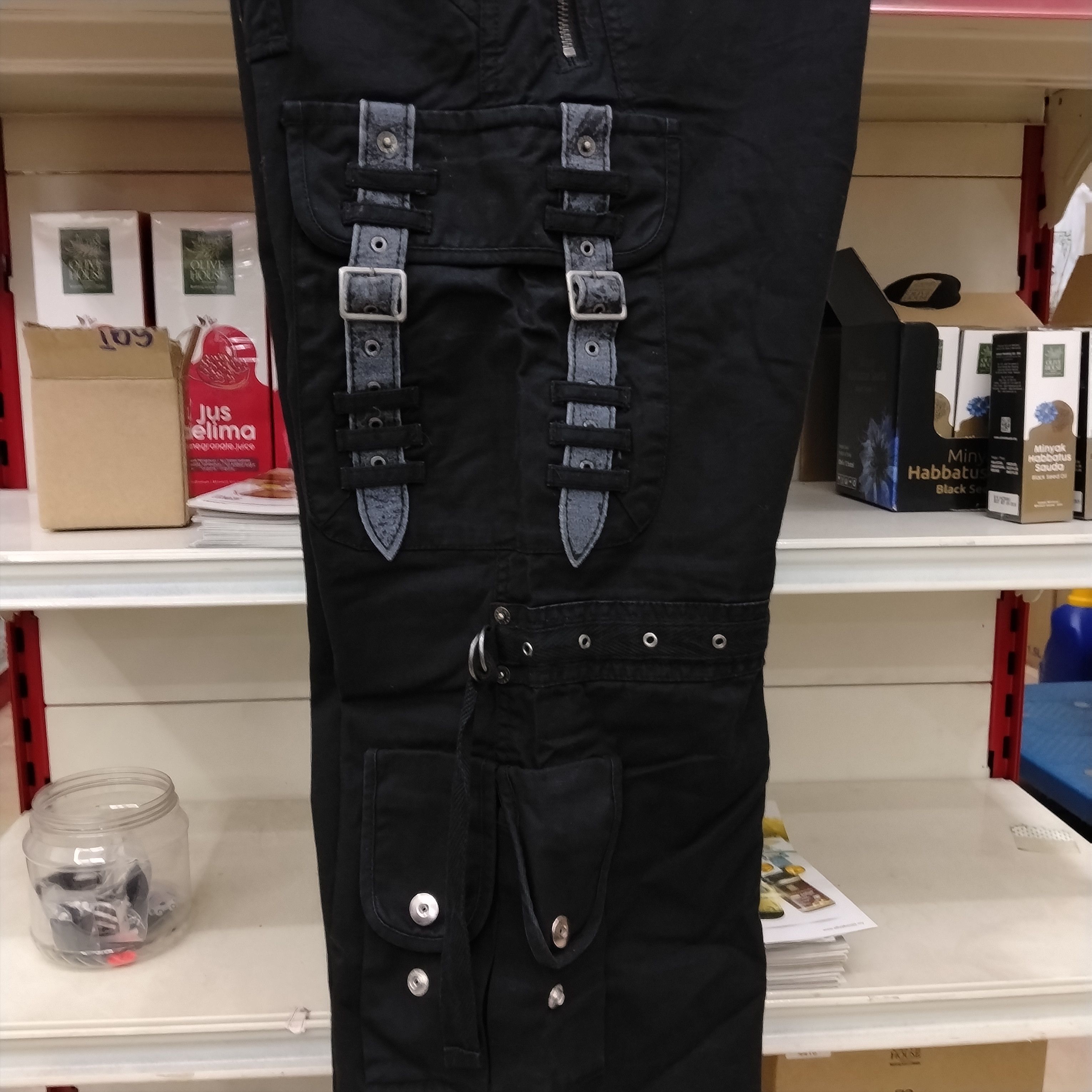 Japanese Brand 13 Multipocket Bondage Cargo Pant Size US 34 / EU 50 - 7 Thumbnail