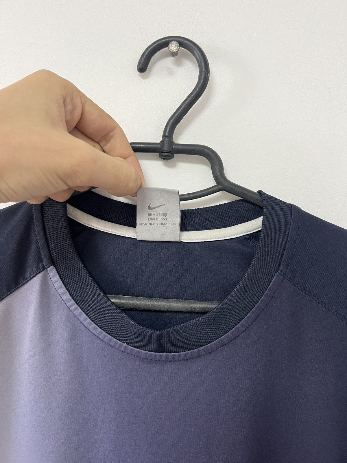 Nike Vintage 00s Nike Dri-Fit Training Big logo Jersey Football L Size US L / EU 52-54 / 3 - 9 Thumbnail