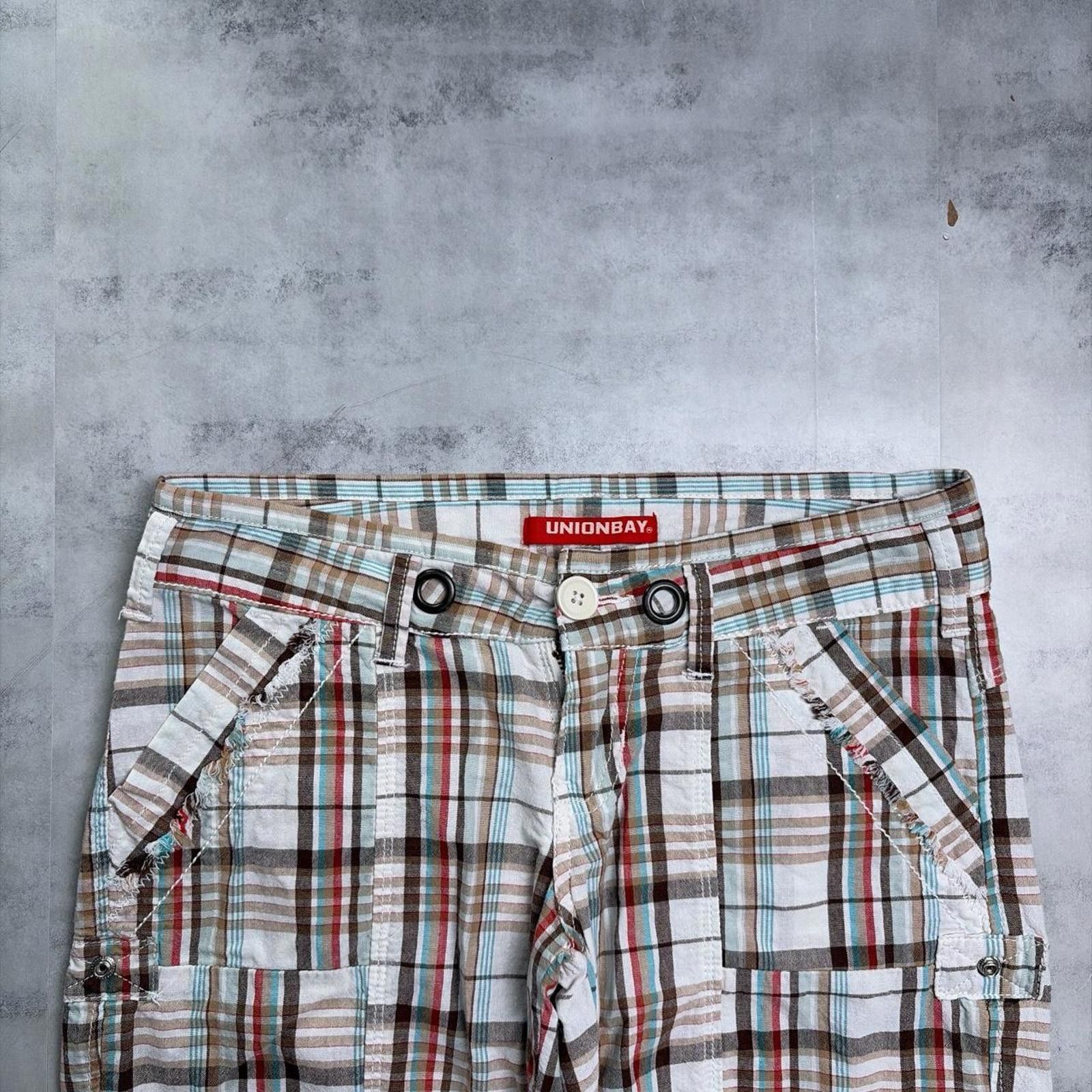 UNIONBAY Y2K Plaid Union Bay Grunge Mini Cargo Skater Shorts Size 31" - 2 Thumbnail
