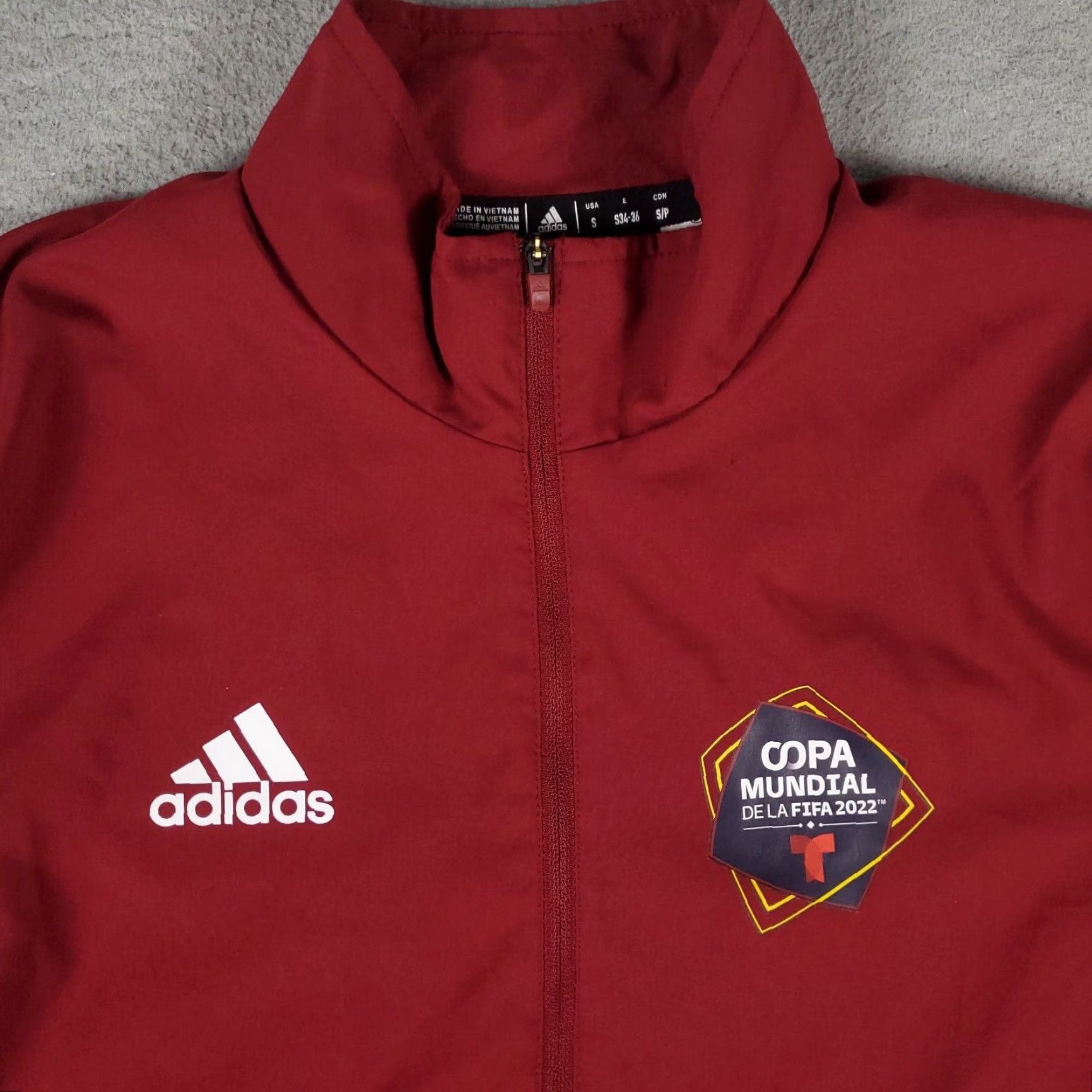 Adidas Adidas Jacket Mens Small Red Copa Mundial FIFA 1/2 Zip Pullover Windbreaker Size US S / EU 44-46 / 1 - 2 Thumbnail