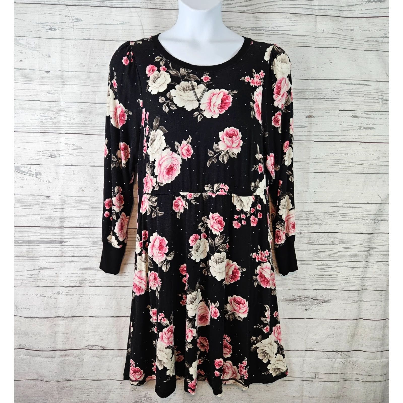 Torrid Torrid Womens Mini Super Soft Puff Sleeve Skater Dress Sz 1 Black Pink Floral Size XL / US 12-14 / IT 48-50 - 2 Thumbnail