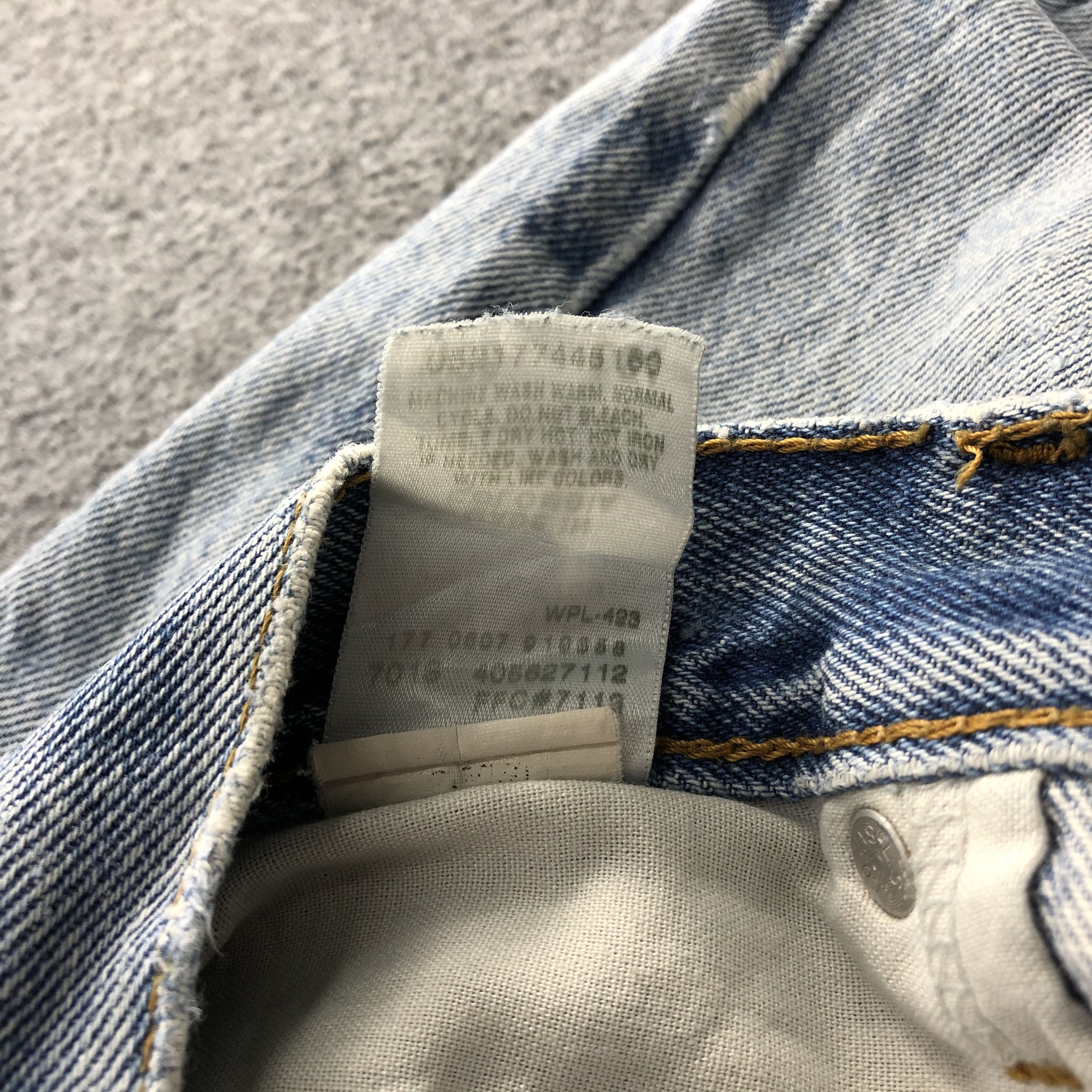 Levi's Light Wash Vintage Levis 560 Jeans-J1181 Size US 36 / EU 52 - 12 Thumbnail