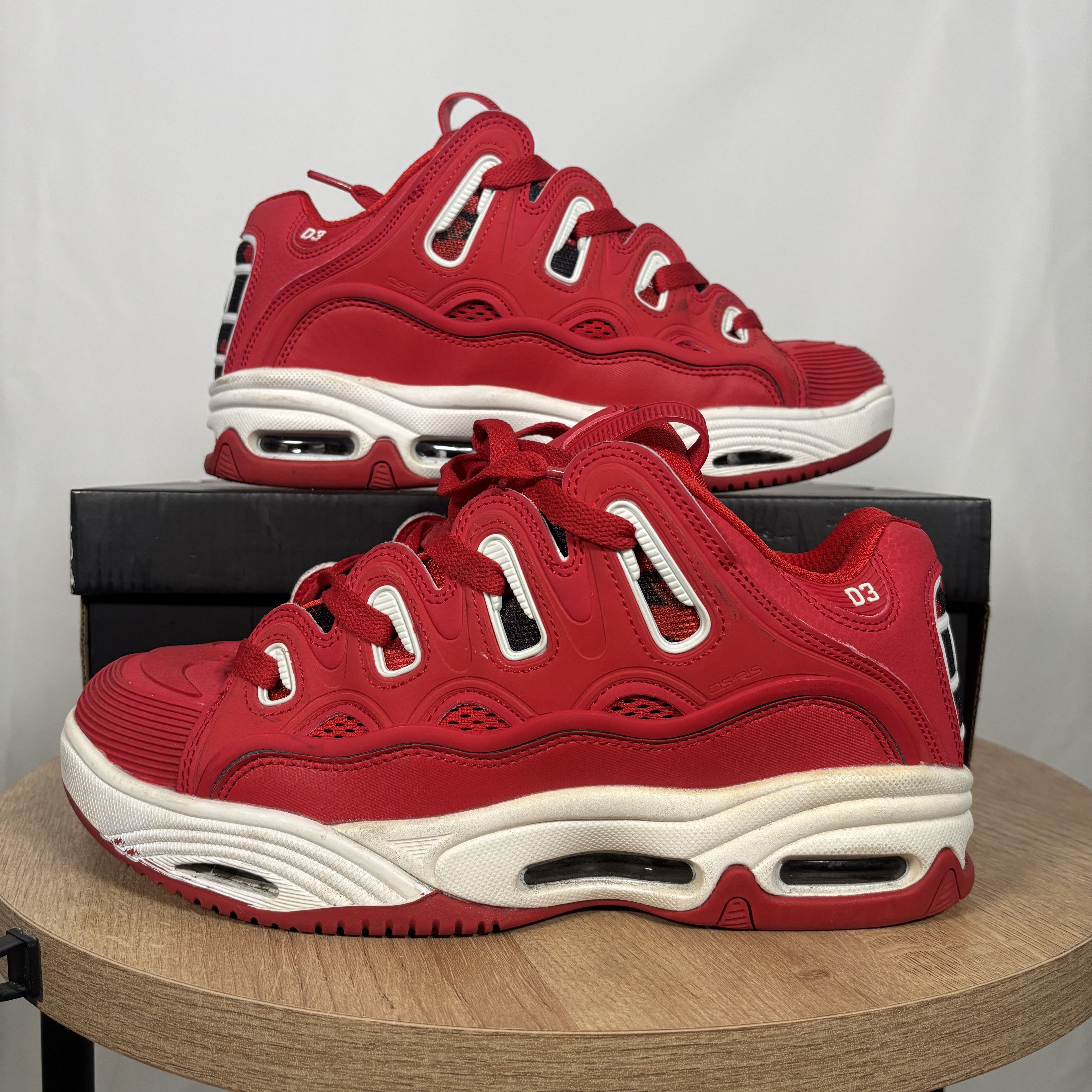 Osiris Osiris D3 2001 Red Rising Sun Used 10M Size US 10 / EU 43 - 1 Thumbnail