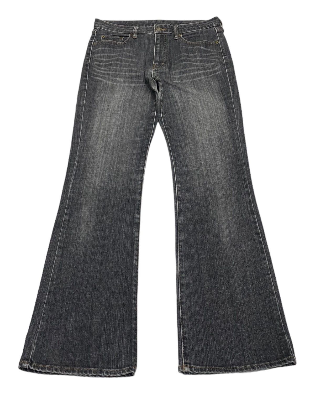 Uniqlo FLARE🔥FADED BLACK DISTRESSED DENIM FLARE DENIM JEANS UNIQLO Size US 31 - 3 Thumbnail