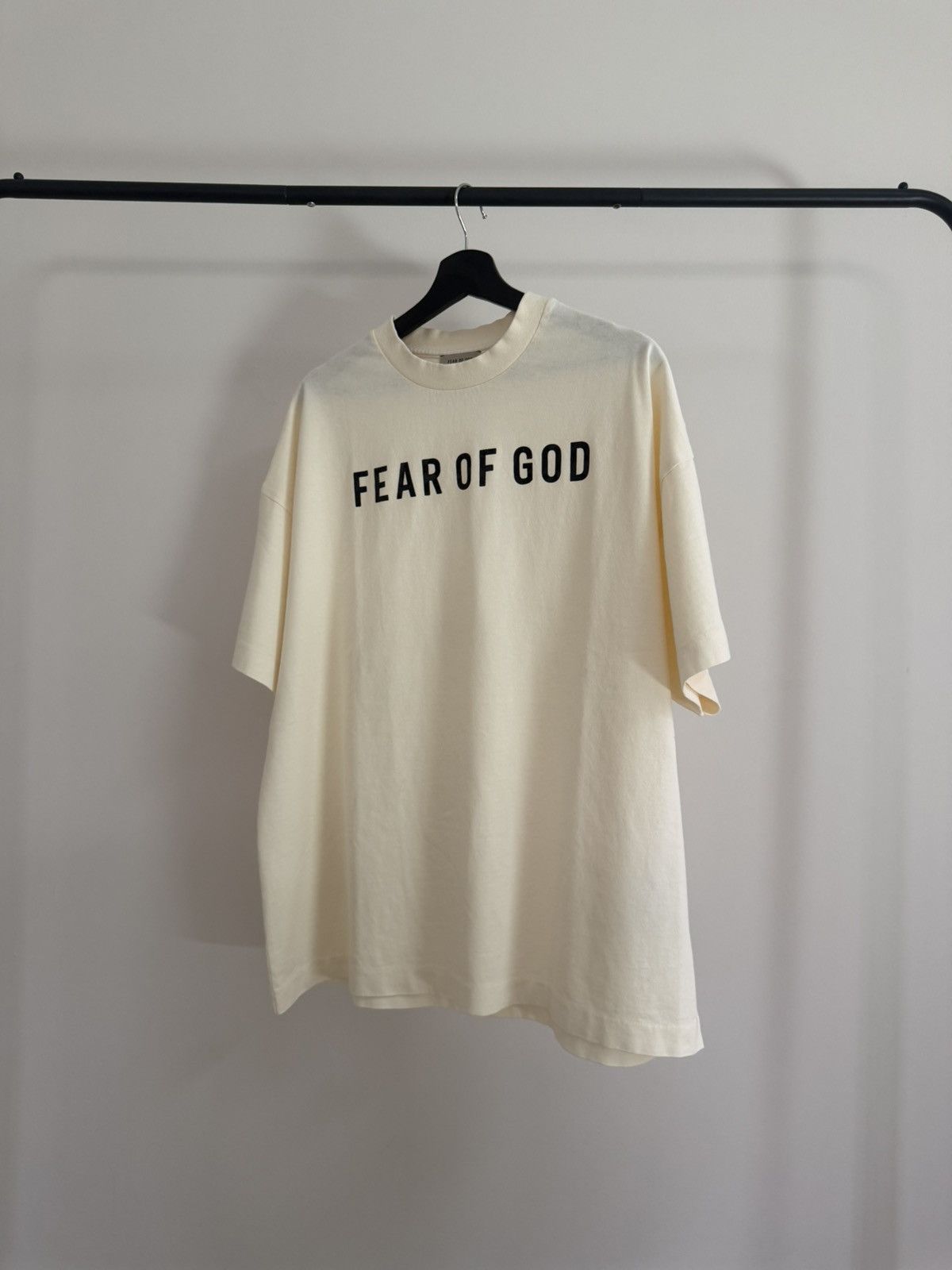 Fear Of God Mainline Oversized Logo Tee Cream Xs in Beige, Men's