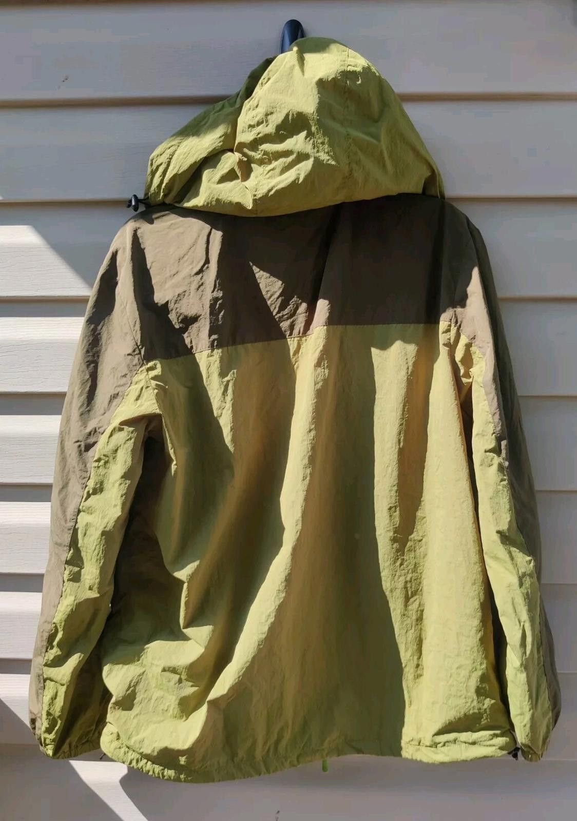 Casio CASEI Windbreaker Rain Jacket Medium Hooded Green Pockets Size US M / EU 48-50 / 2 - 4 Thumbnail