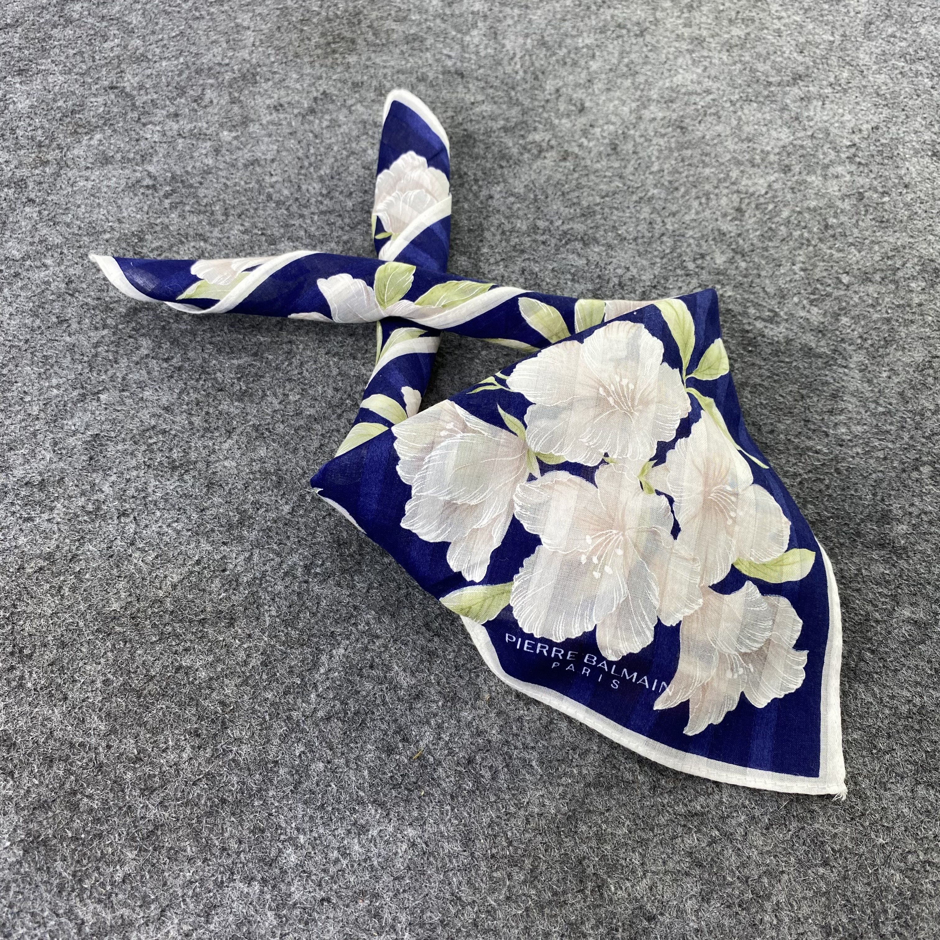 Pierre Balmain Pierre Balmain Handkerchief / Bandana / Neckerchief -B759 Size ONE SIZE - 1 Thumbnail