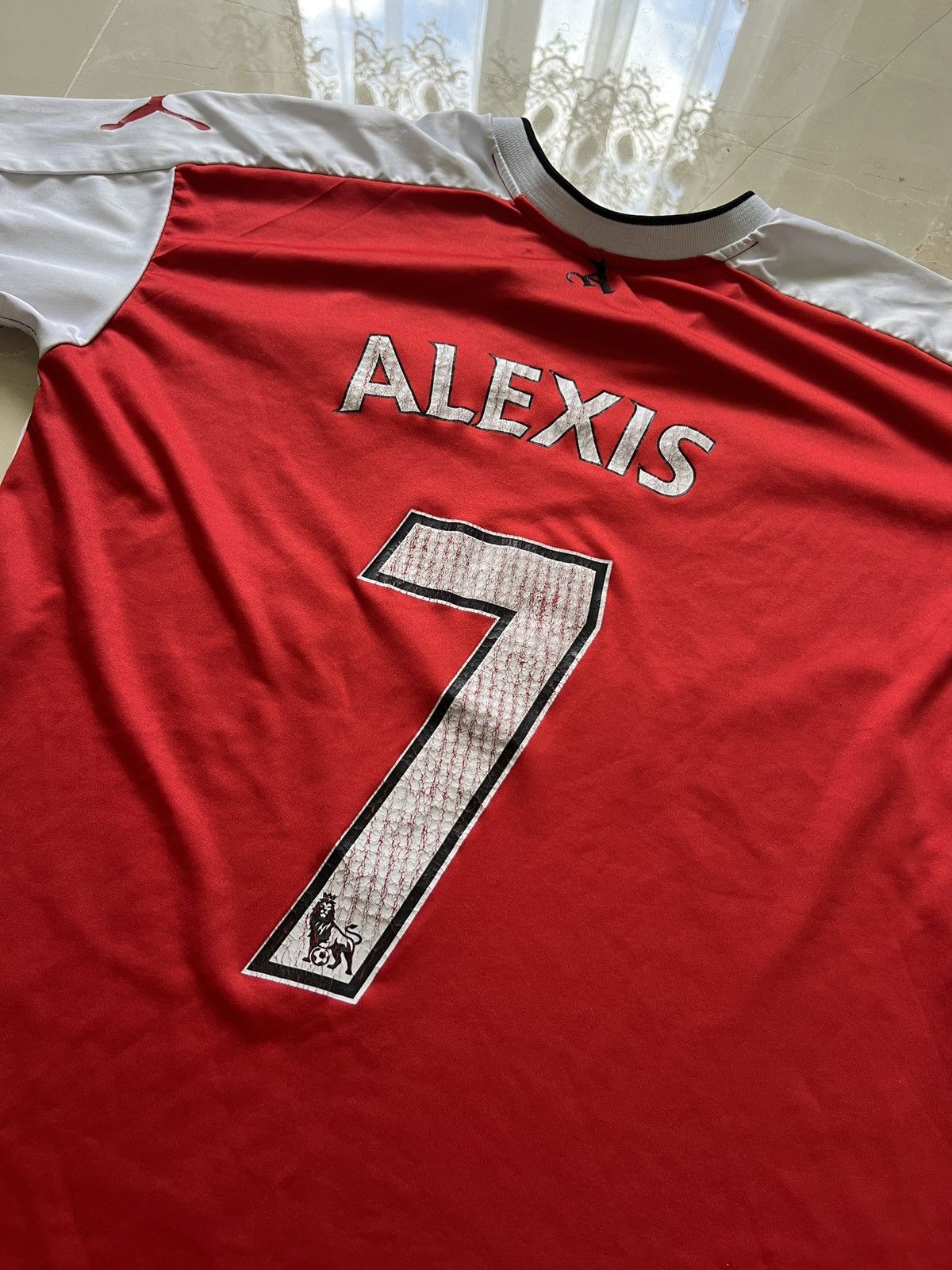 Puma × Vintage Arsenal vintage personalized football shirt Size US L / EU 52-54 / 3 - 7 Thumbnail