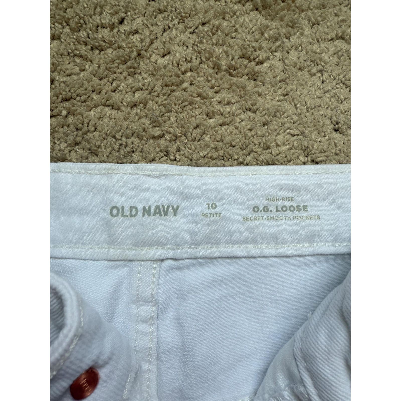 Old Navy NWT Old Navy Hi Rise OG Loose Secret Distressed Jeans 10P Size 32" / US 10 / IT 46 - 7 Thumbnail