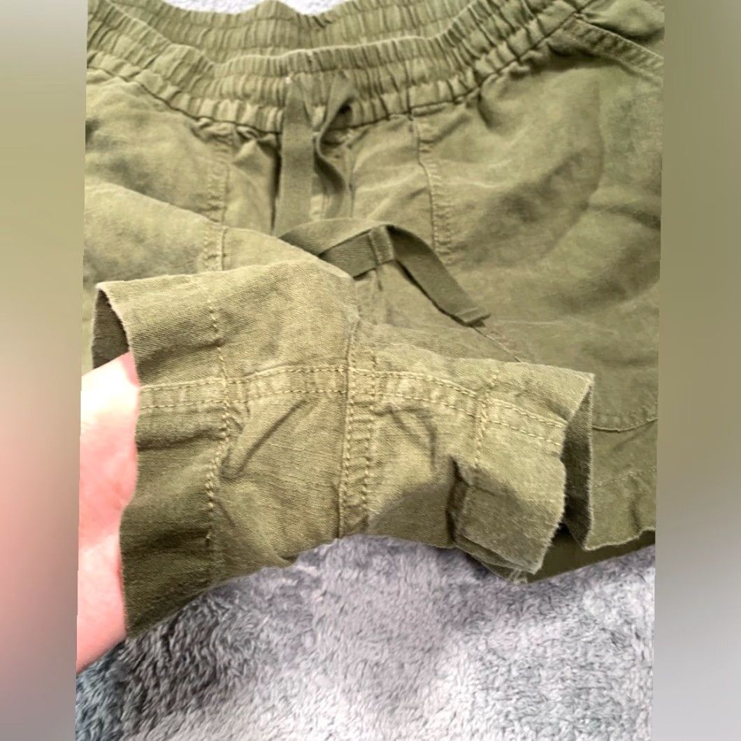 J.Crew J. Crew Cargo Shorts Womens S Olive Green Linen Blend Small Green Women Shorts Size 28" / US 6 / IT 42 - 4 Thumbnail
