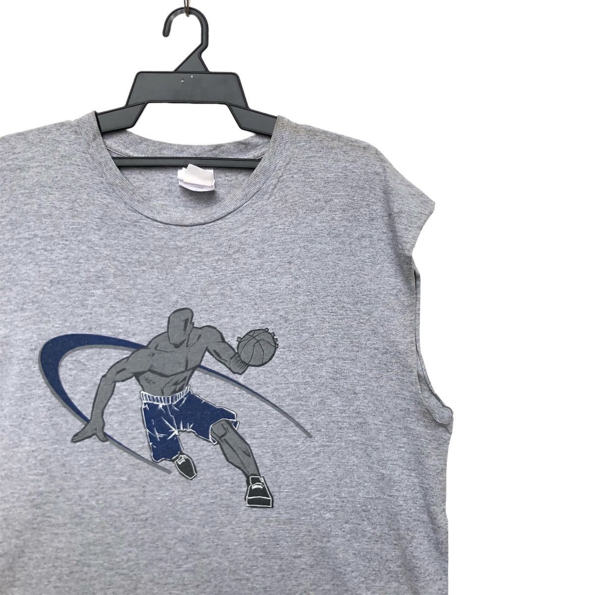 Japanese Brand Vintage And1 Basketball Clothings Sleeveless T-shirt | L Size US L / EU 52-54 / 3 - 2 Thumbnail