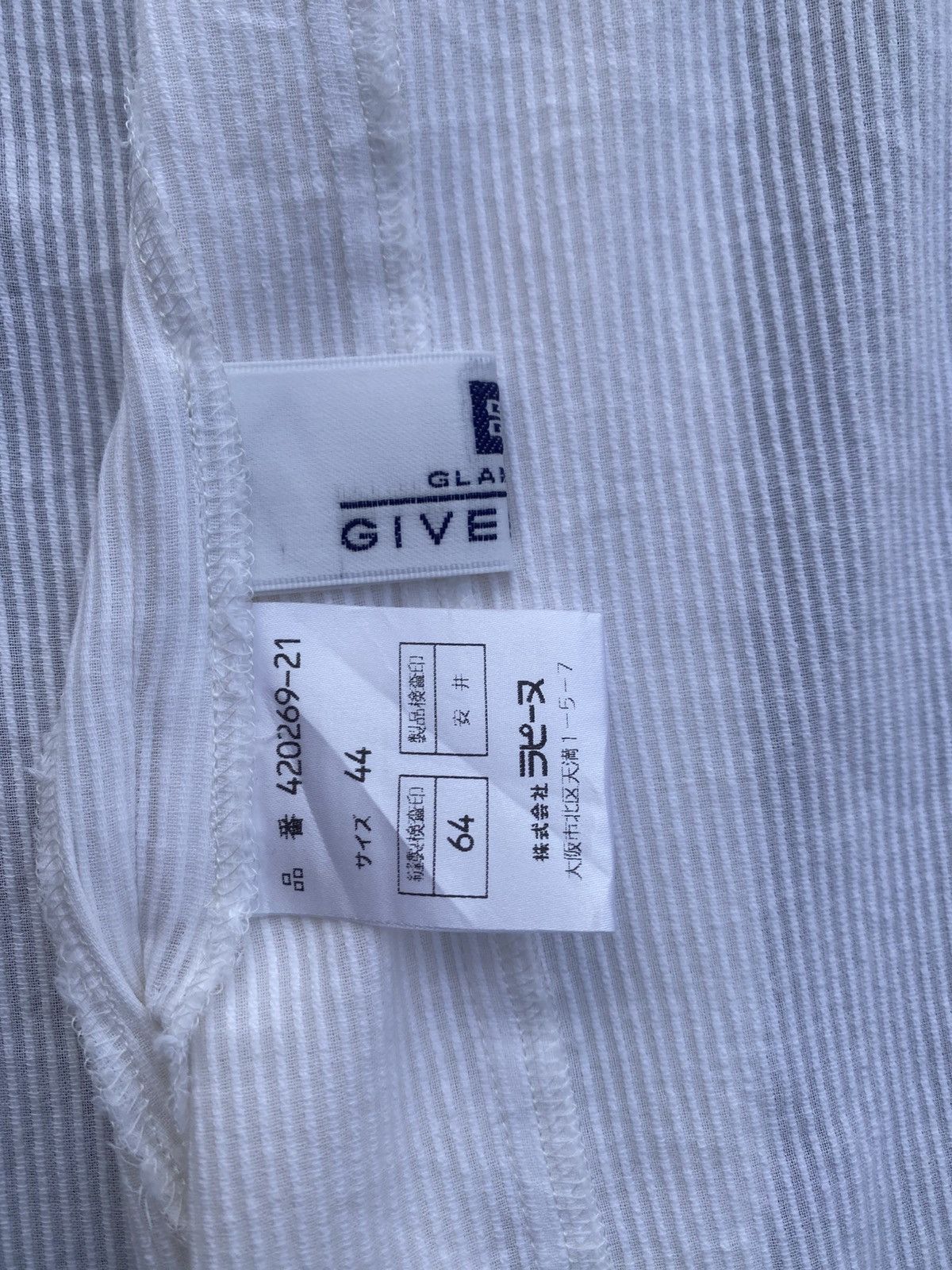 Givenchy Rare Vintage Givenchy Buttons Shirt Size US M / EU 48-50 / 2 - 10 Thumbnail