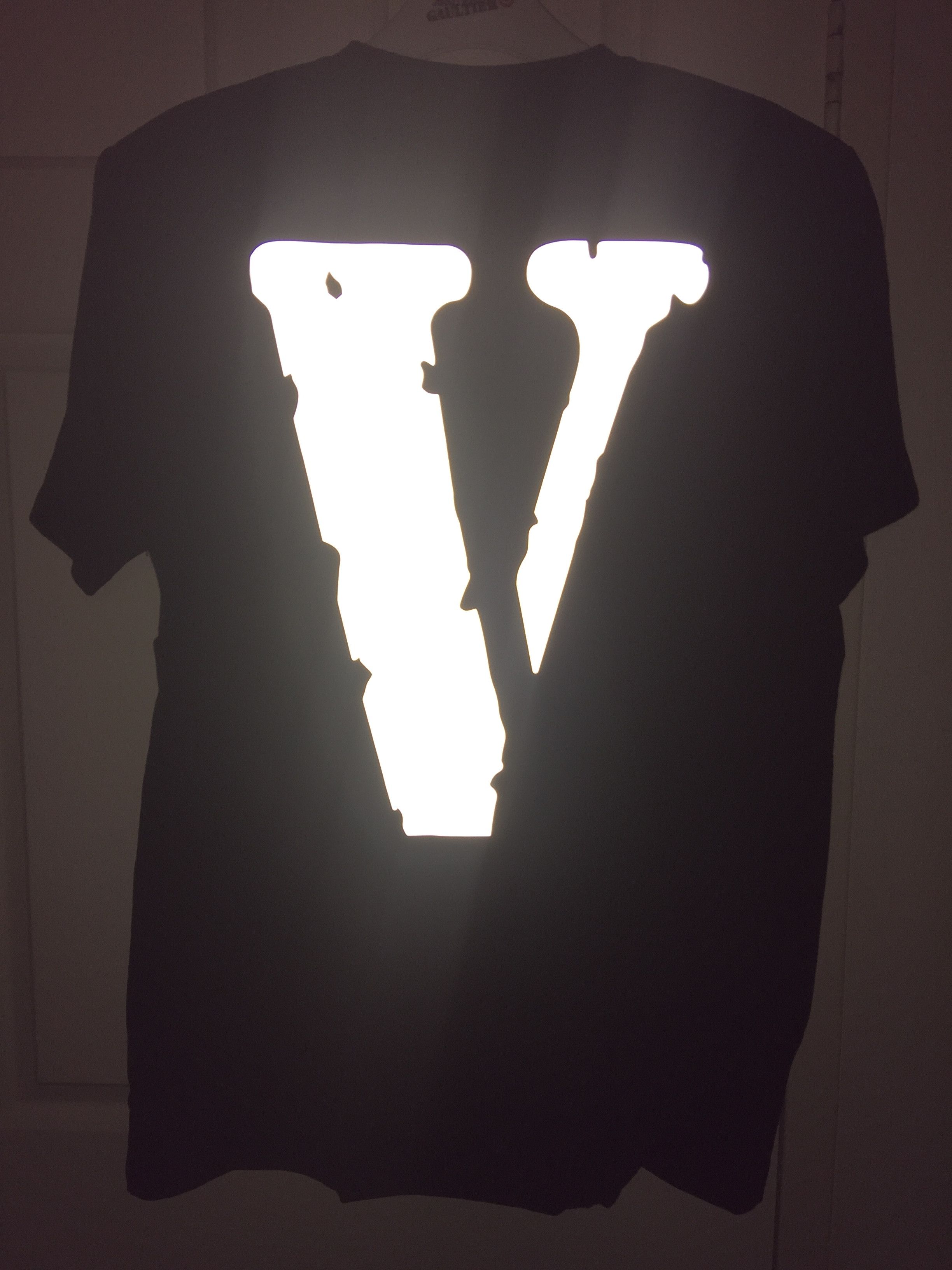 Vlone 3M Reflective Staple Tee Size US S / EU 44-46 / 1 - 8 Thumbnail