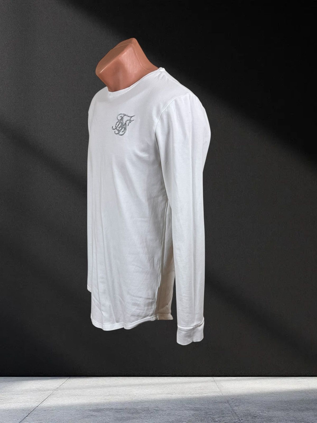 SikSilk SikSilk long sleeve t-shirt size M Size US M / EU 48-50 / 2 - 4 Thumbnail