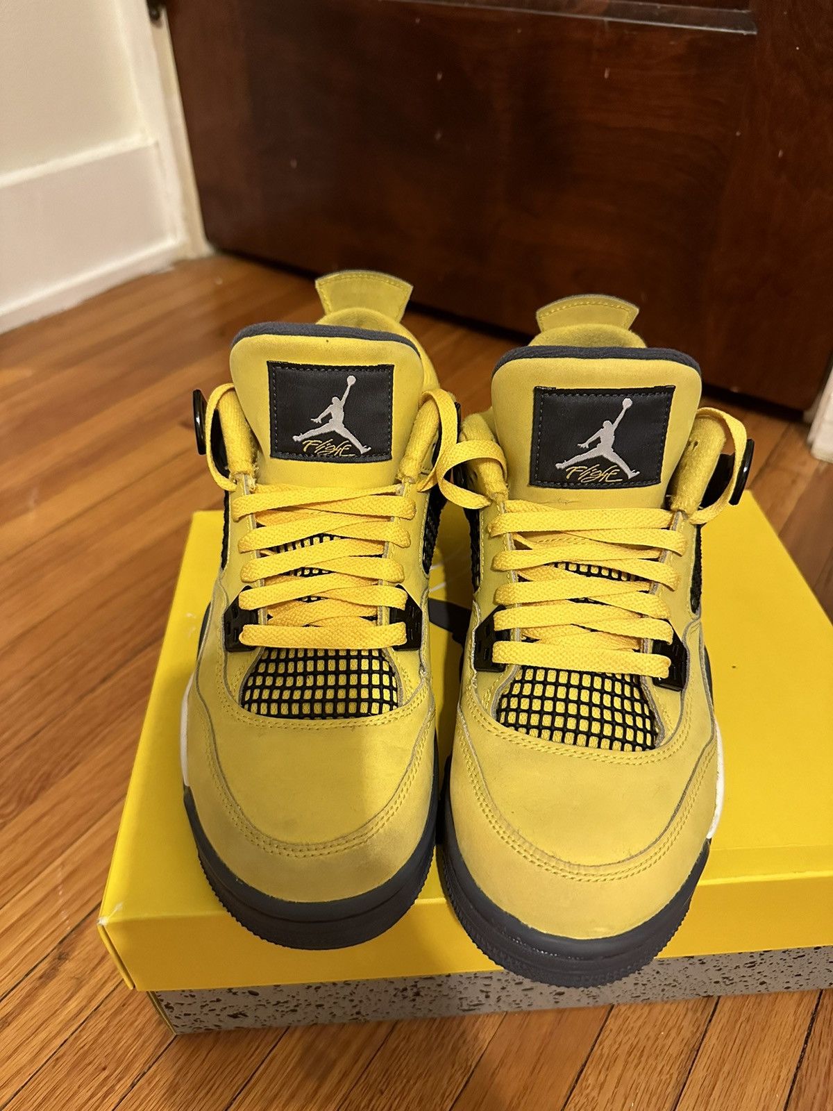 Jordan Brand Jordan 4 Lightning Size US 7 / EU 40 - 10 Thumbnail