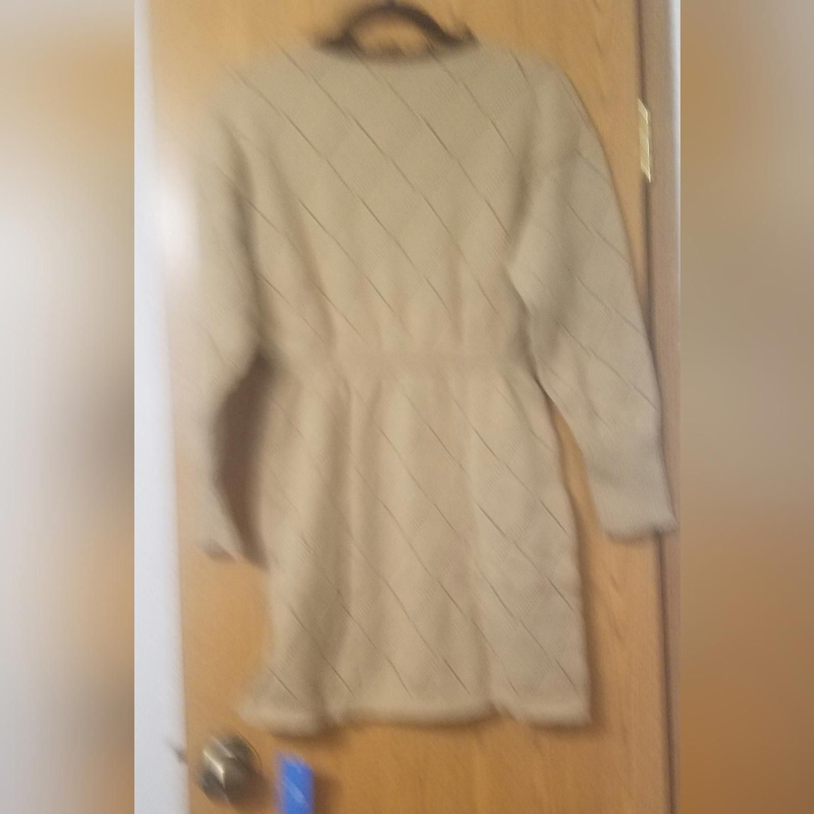 Designer NWT Cupshe Elegant Tan Knit Dress Medium Size M / US 6-8 / IT 42-44 - 2 Thumbnail