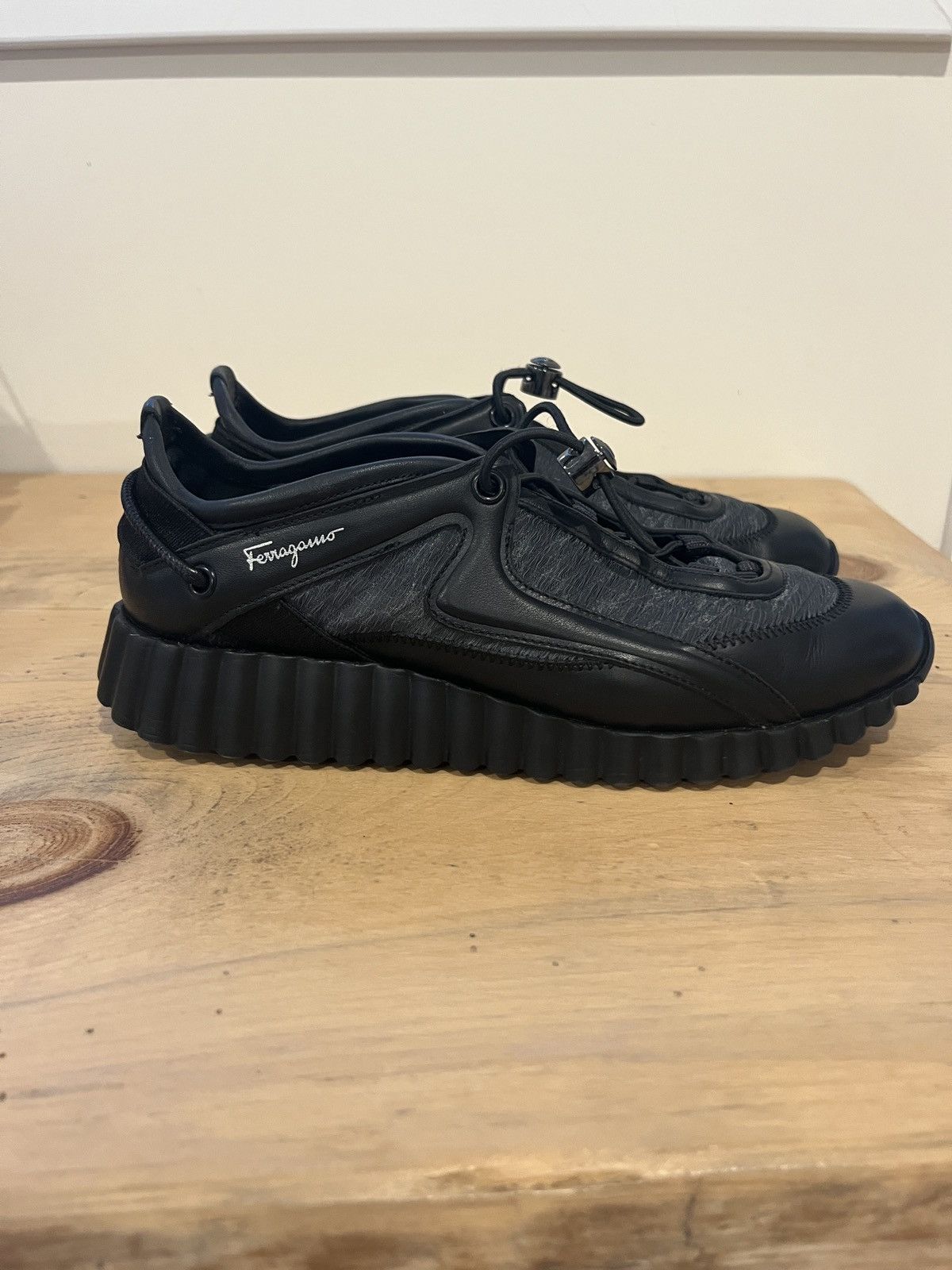 Salvatore Ferragamo Pixie toggle-fastening sneakers Size US 7 / IT 37 - 4 Thumbnail