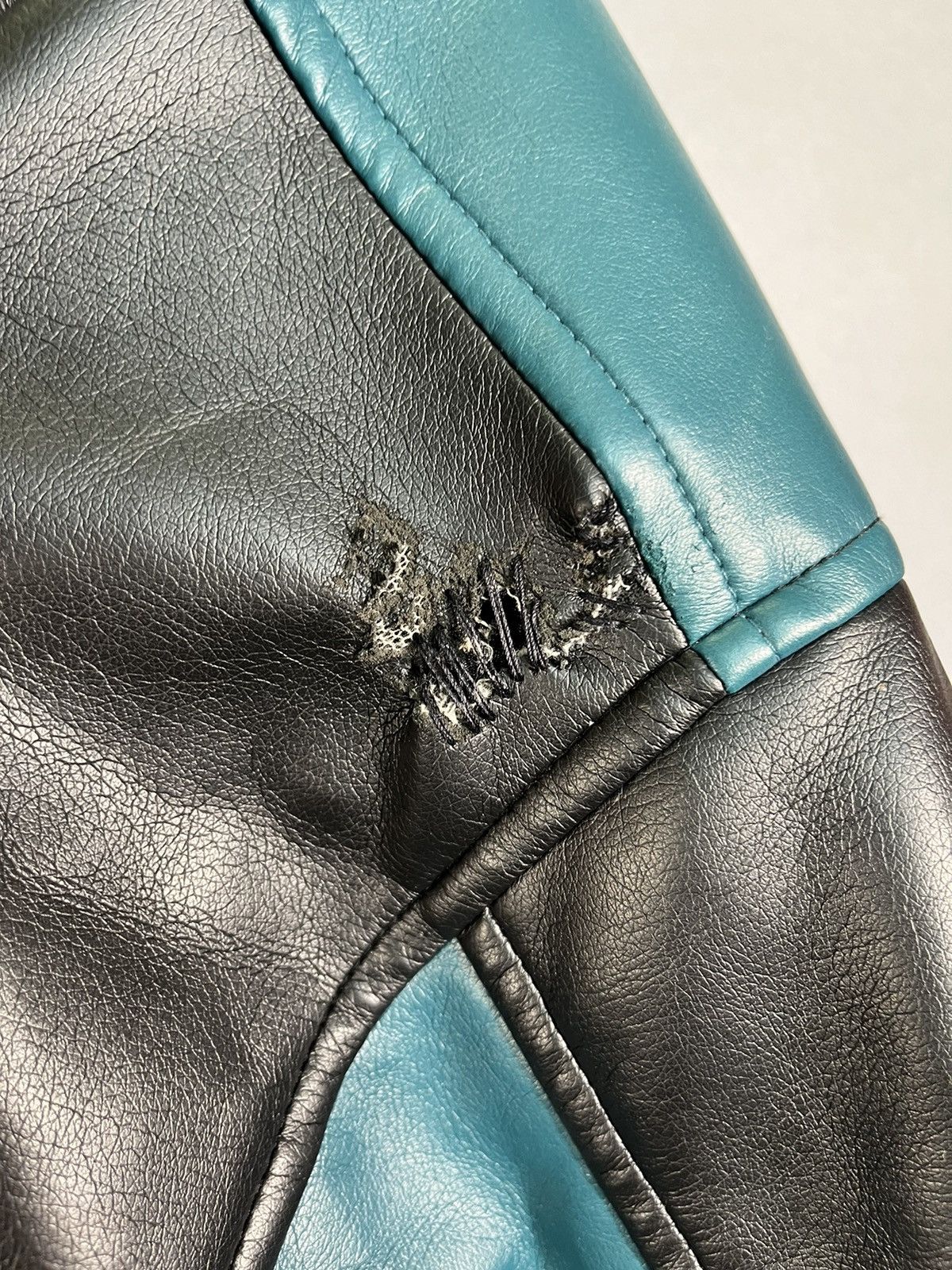 NFL Rare Philadelphia Eagles Embroidered Leather Jacket Size US L / EU 52-54 / 3 - 10 Thumbnail
