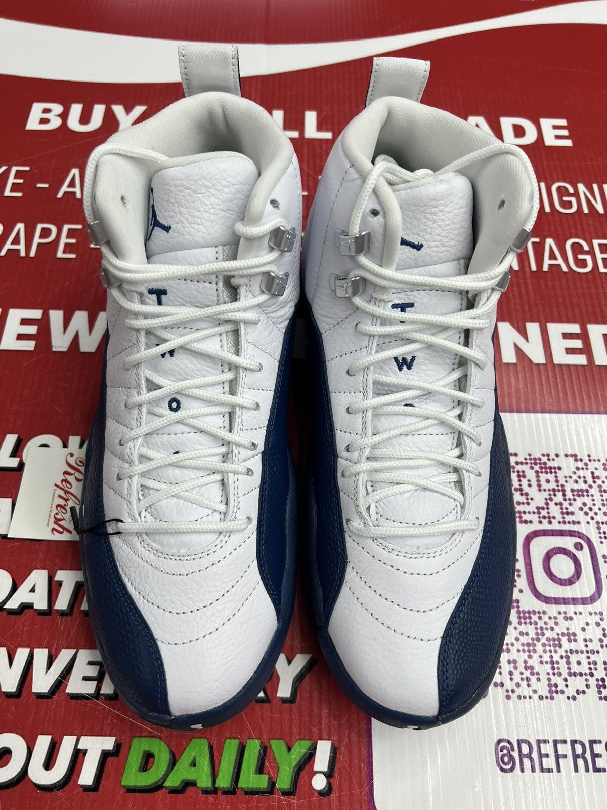 Jordan Brand Air Jordan 12 French Blue Size 8 Size US 8 / EU 41 - 6 Thumbnail