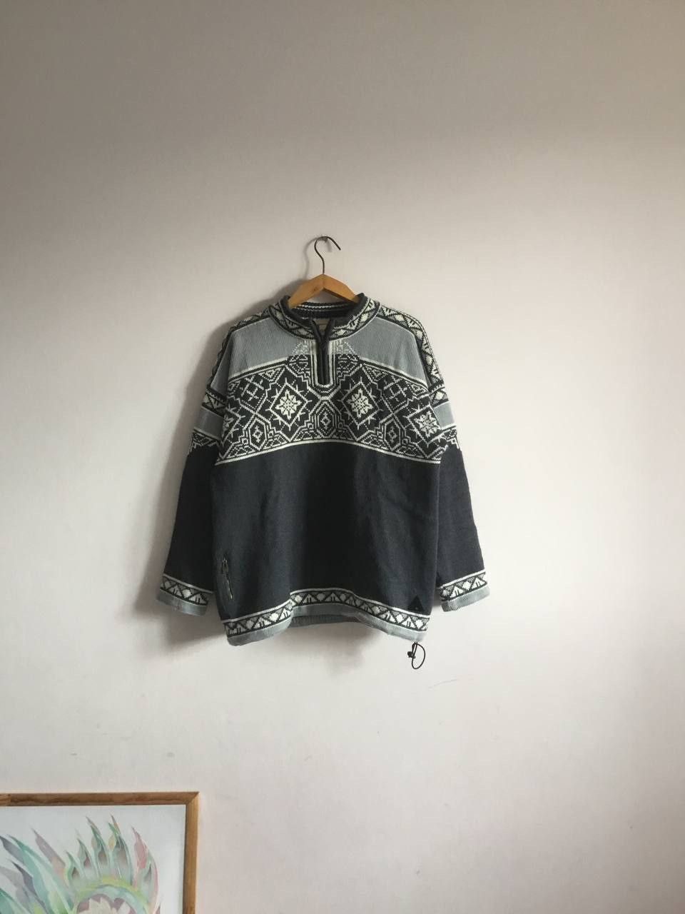 Dale Of Norway × Vintage Mens sweater Dale of Norway Size L Size US L / EU 52-54 / 3 - 2 Thumbnail
