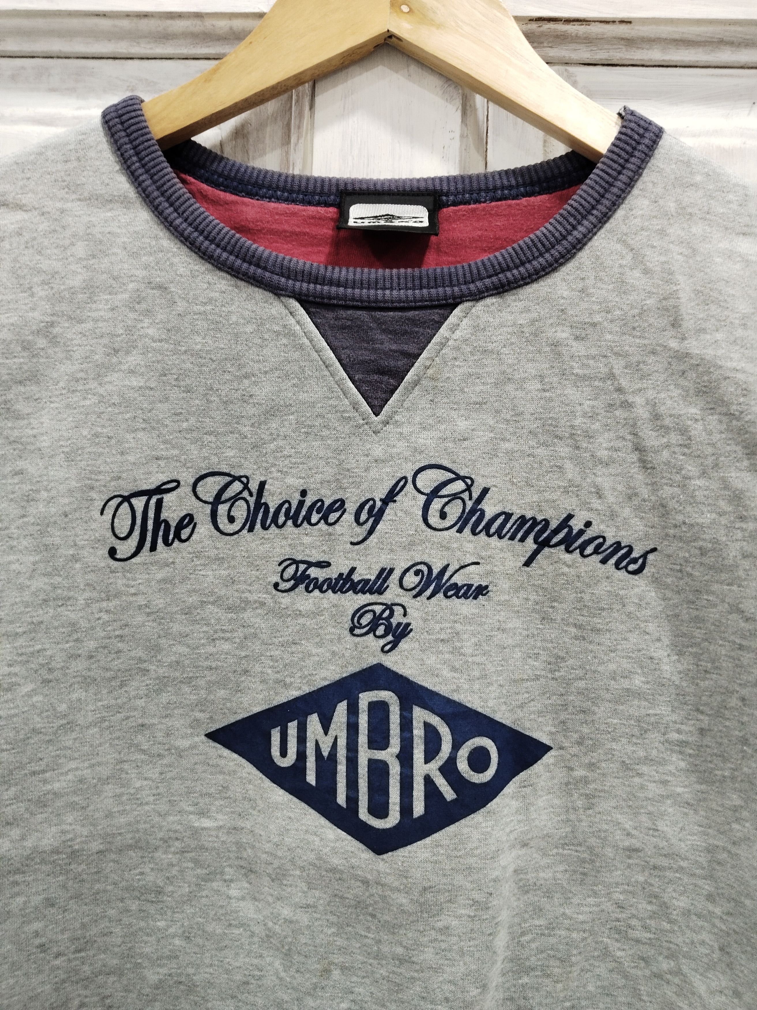 Umbro Vintage Y2K Umbro Big Logo sweatshirt Size US L / EU 52-54 / 3 - 2 Thumbnail