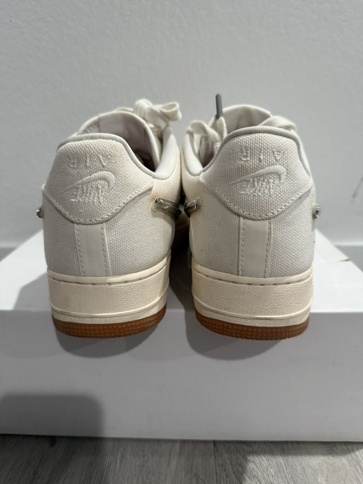 Nike × Travis Scott Air Force 1 Low Sail Size US 10 / EU 43 - 5 Thumbnail