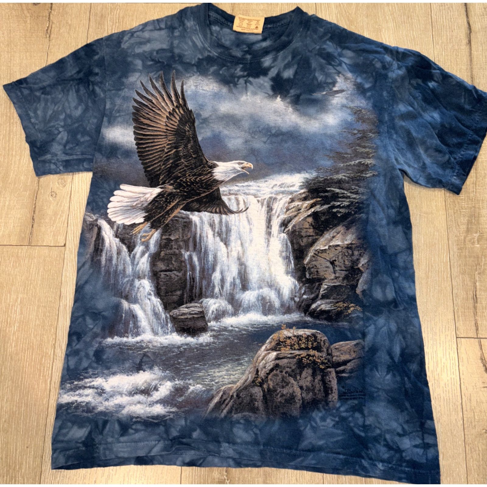 The Mountain VINTAGE The Mountain Nature Tie Dye T-Shirt Eagle All Over Print M Blue 2000s Mens Size US M / EU 48-50 / 2 - 4 Thumbnail