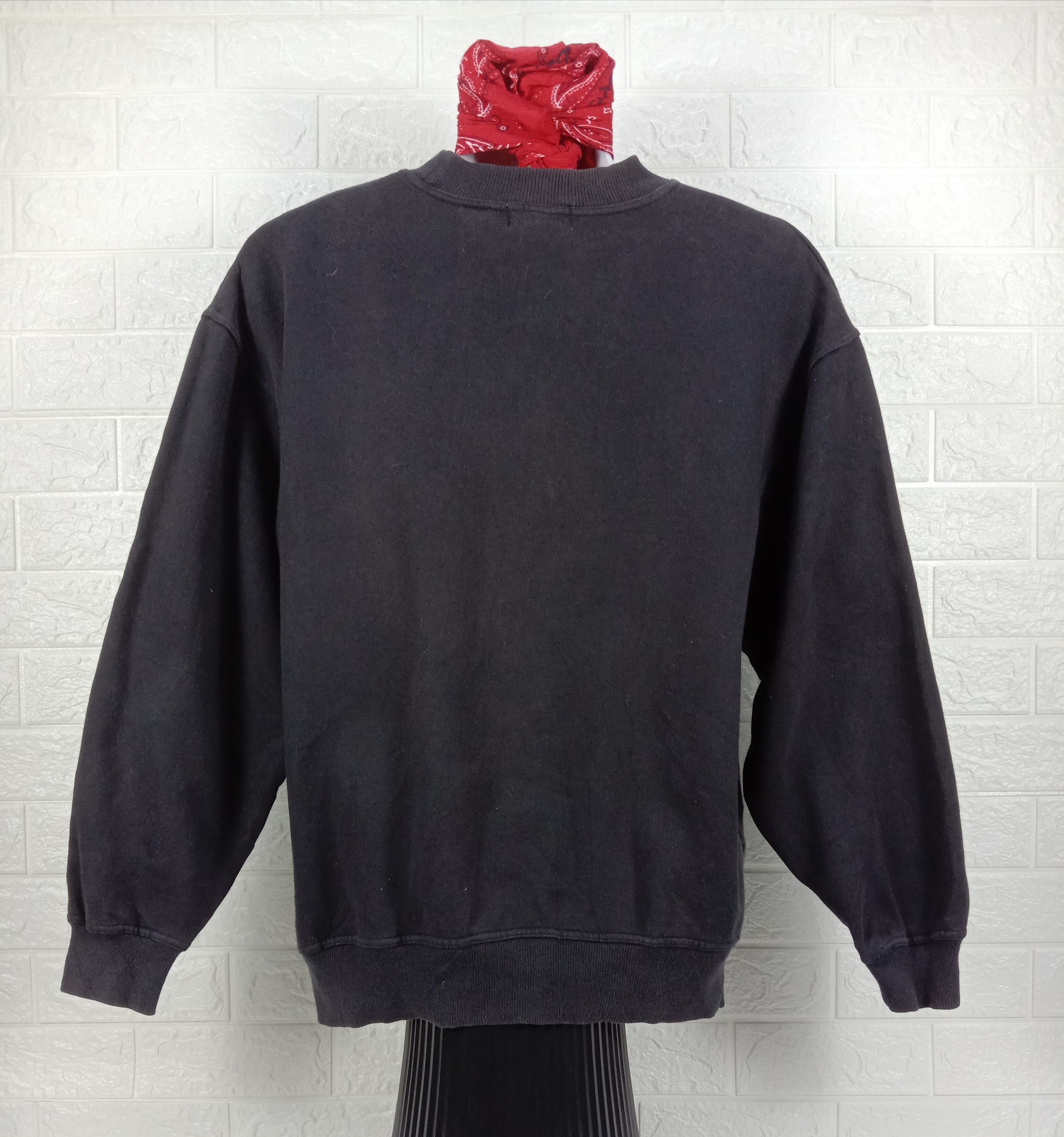 Fila Vintage Fila Embroidery Big Logo Sweatshirt Size US L / EU 52-54 / 3 - 4 Thumbnail