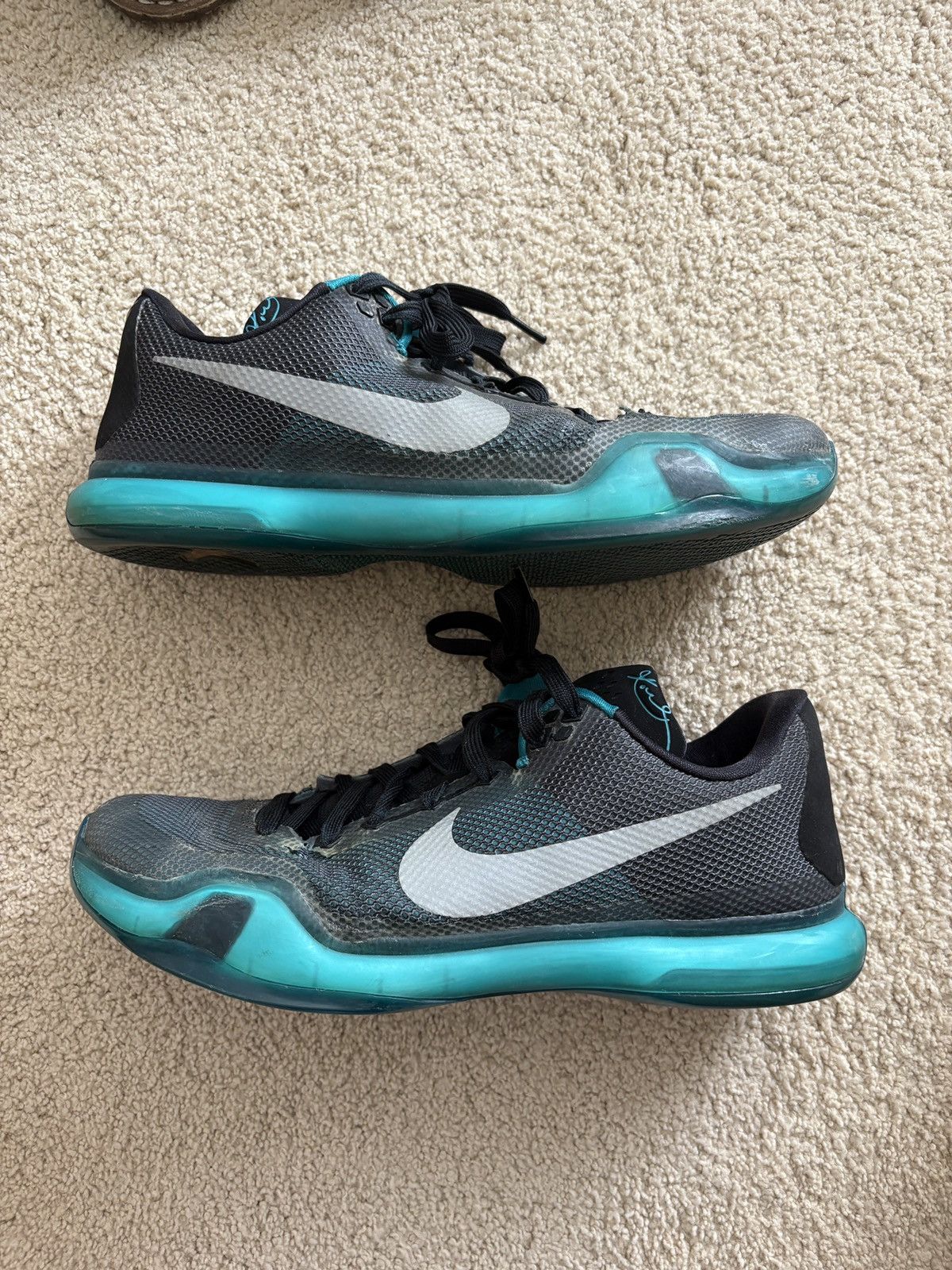 Nike Nike Kobe 10 Radiant Emerald Size US 10.5 / EU 43-44 - 1 Thumbnail