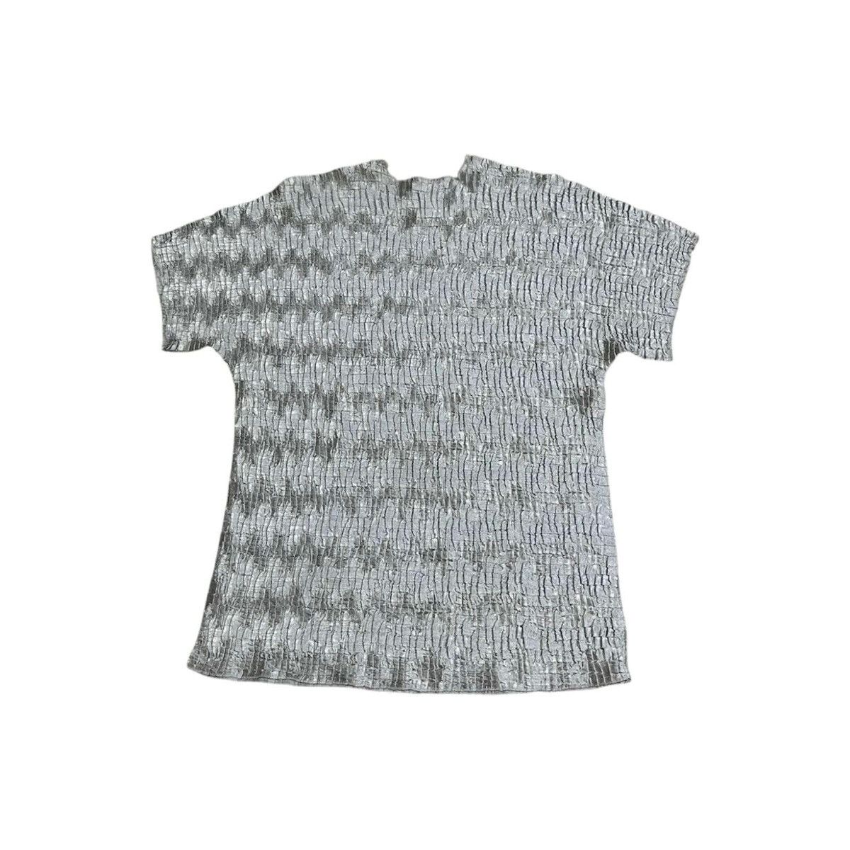 Issey Miyake × Japanese Brand × Pleats Please Issey Miyake 🔥Rare Vintage Plisse Pleated Shirt Metallic Silver Size US M / EU 48-50 / 2 - 6 Thumbnail
