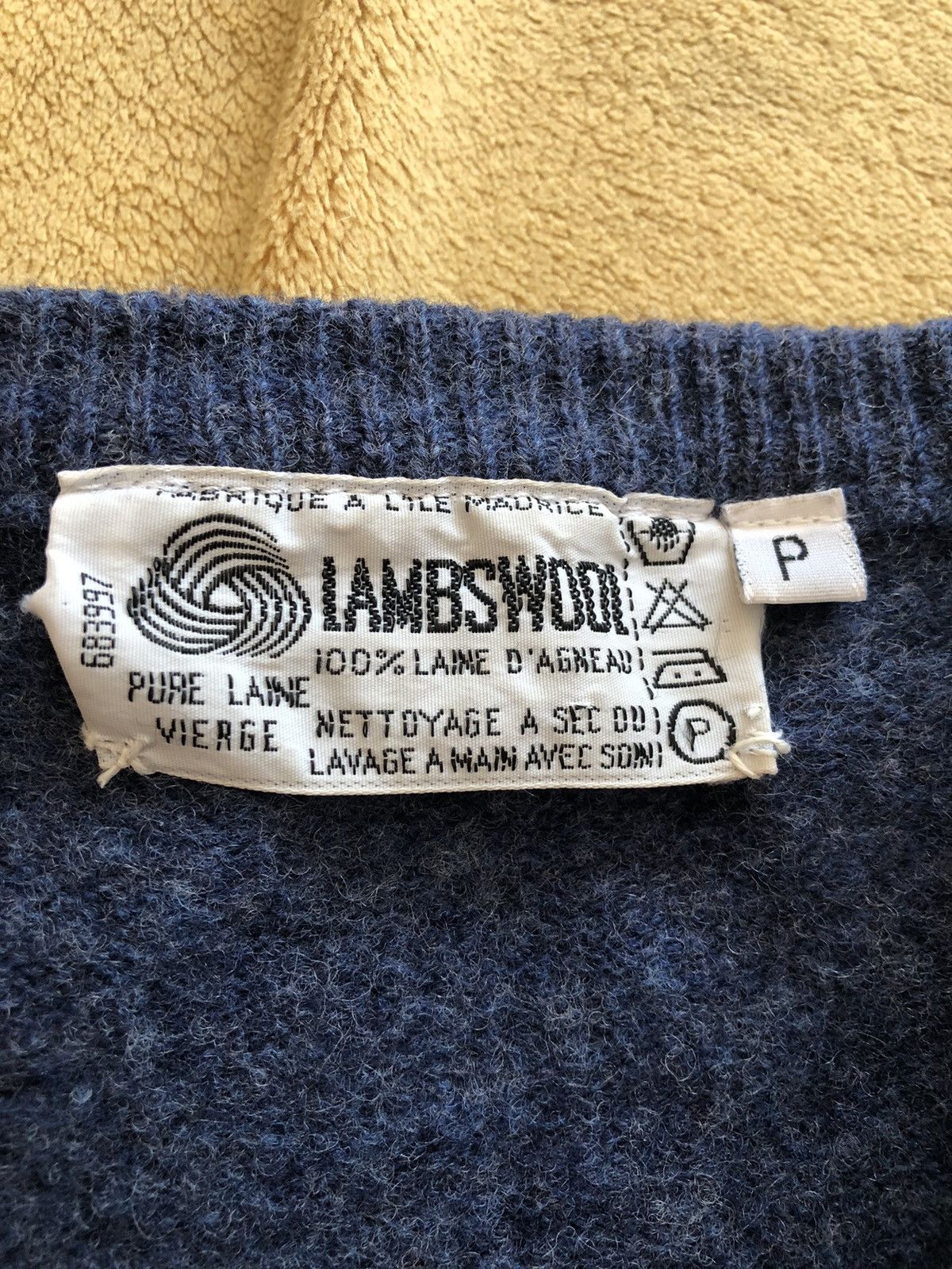 Vintage VINTAGE LAMBSWOOL RARE PURE WOOL SWEATER VEST Size US S / EU 44-46 / 1 - 3 Thumbnail