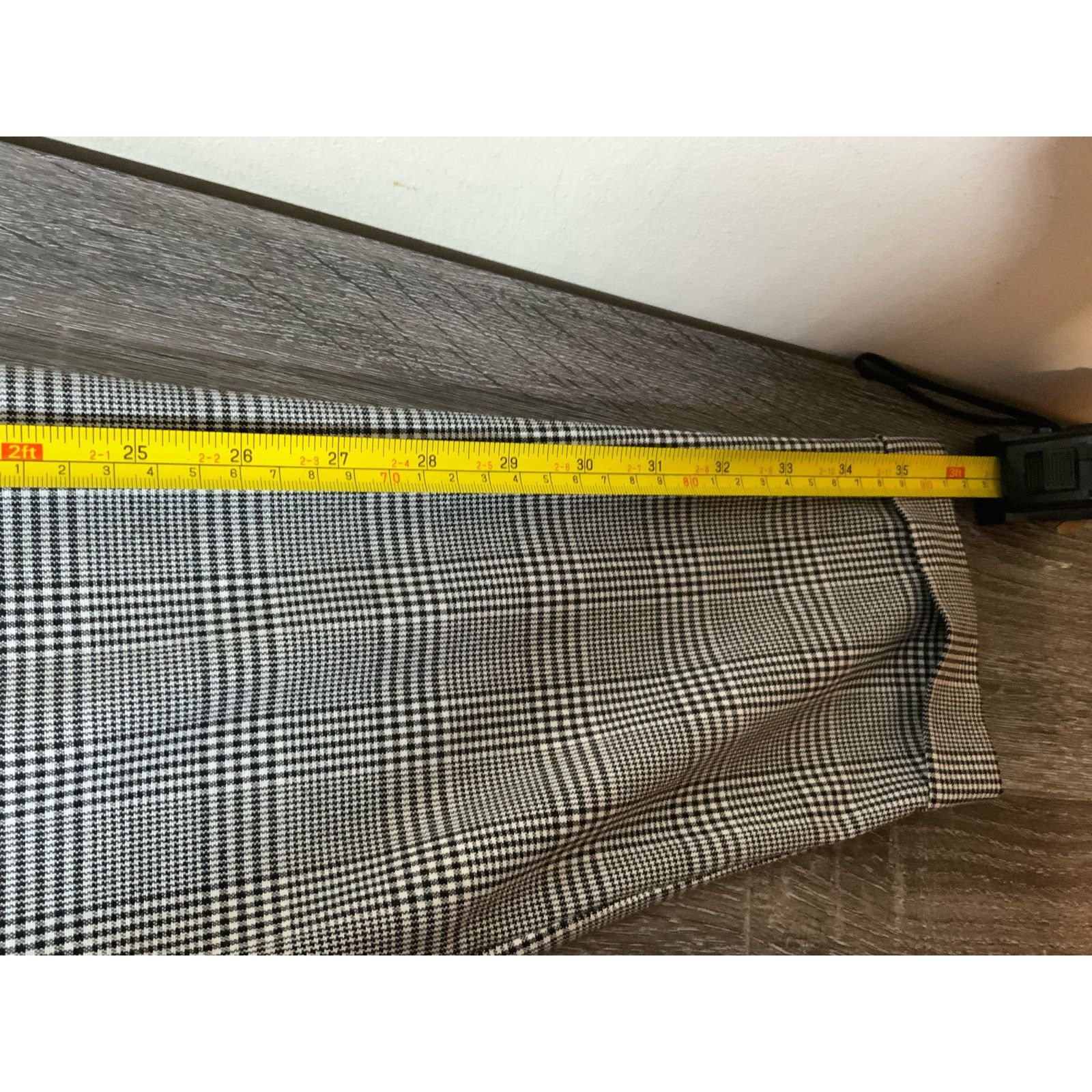 Zara Zara Trafaluc Collection Paperbag Black and White Plaid Pant Size 28" / US 6 / IT 42 - 9 Thumbnail