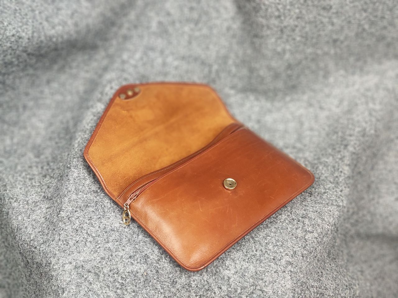 Dior Christian Dior Vintage 80s Envelope Clutch Brown Leather Bag Size ONE SIZE - 11 Thumbnail