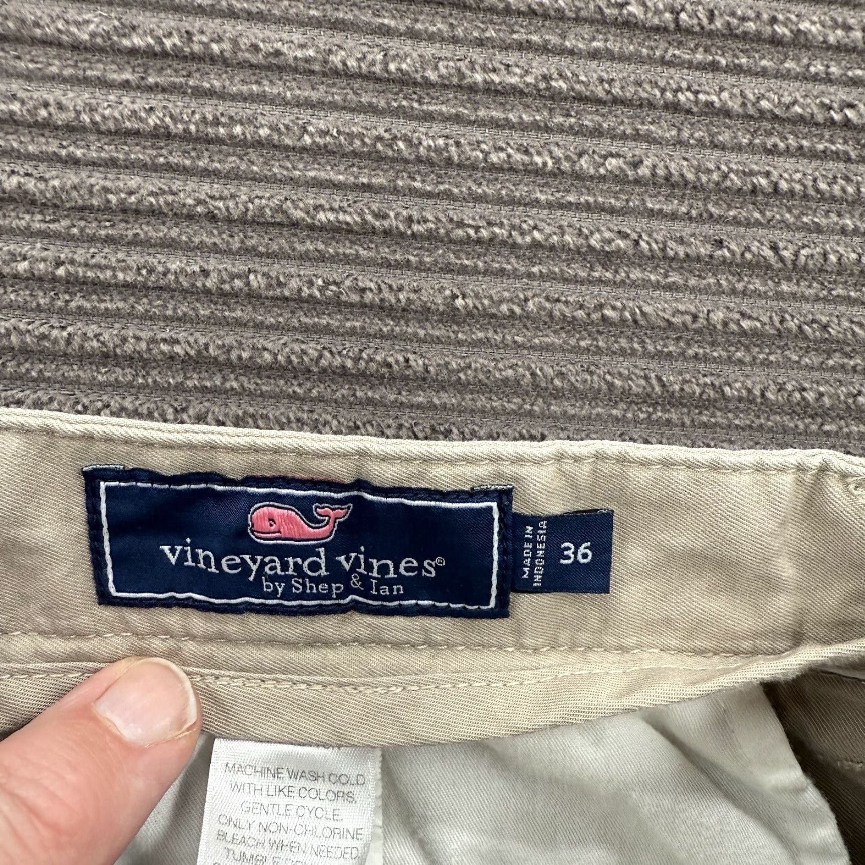 Vineyard Vines Vineyard Vines Chino Shorts Men 36 Brown Cotton Golf Outdoor Preppy Casual Vintage No Size US 36 / EU 52 - 3 Thumbnail