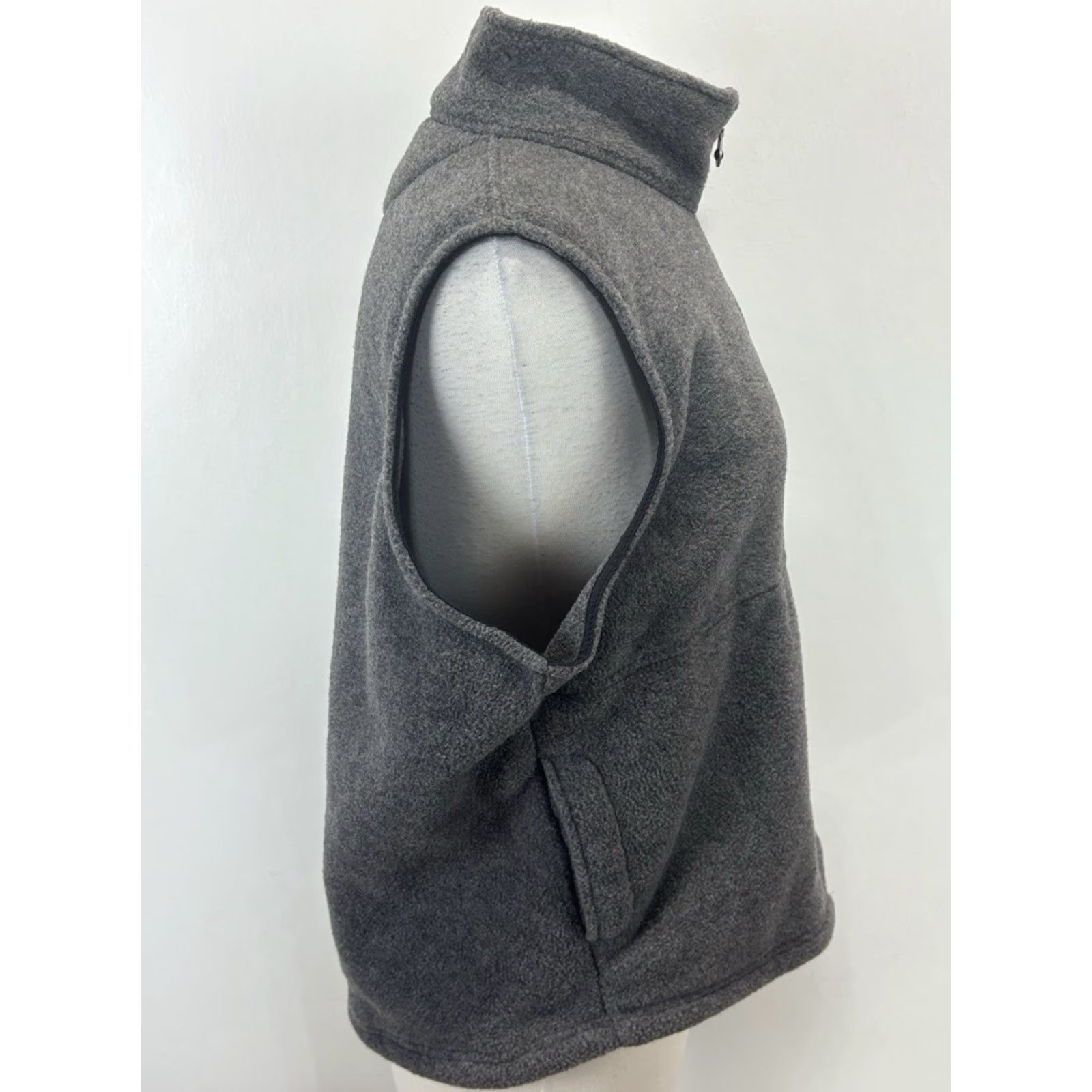 Lands' End VINTAGE Lands' End Fleece Outfit Set Vest & Pants 2-Piece Gray Women Adult Regular Size Chest 23" Inseam 26" Waist 28" 1990s Size 28" / US 6 / IT 42 - 5 Thumbnail