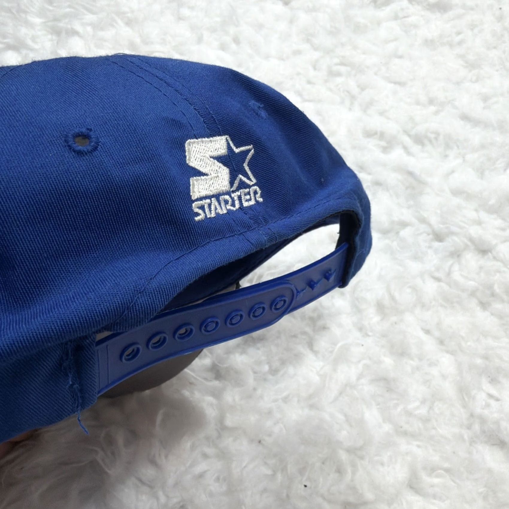 Starter VINTAGE STARTER Hat Denver Cowboys NFL Emmitt Smith Snapback Emmitt Zone Dallas Cowboys 90s Mens Adjustable Blue Twill Cotton Polyester Snapback Hat Size ONE SIZE - 2 Thumbnail
