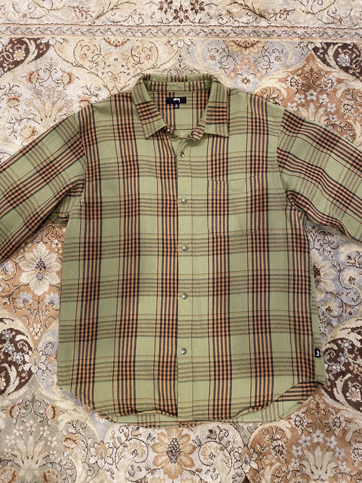 image of Stussy Flannel Button Up XL in Green, Men's