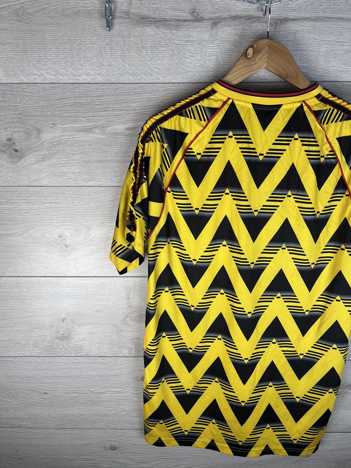 Vintage Vintage men’s soccer jersey FC Arsenal size xl adidas Size US XL / EU 56 / 4 - 13 Thumbnail
