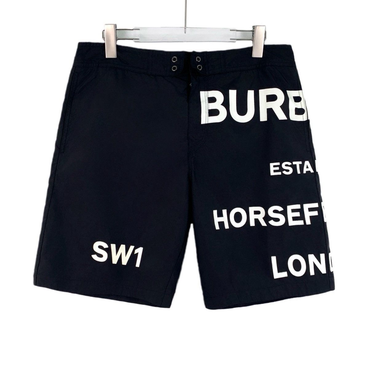 Burberry Burberry Black Logo Printed Casual Shorts K26WX Size 26" / US 2 / IT 38 - 1 Thumbnail