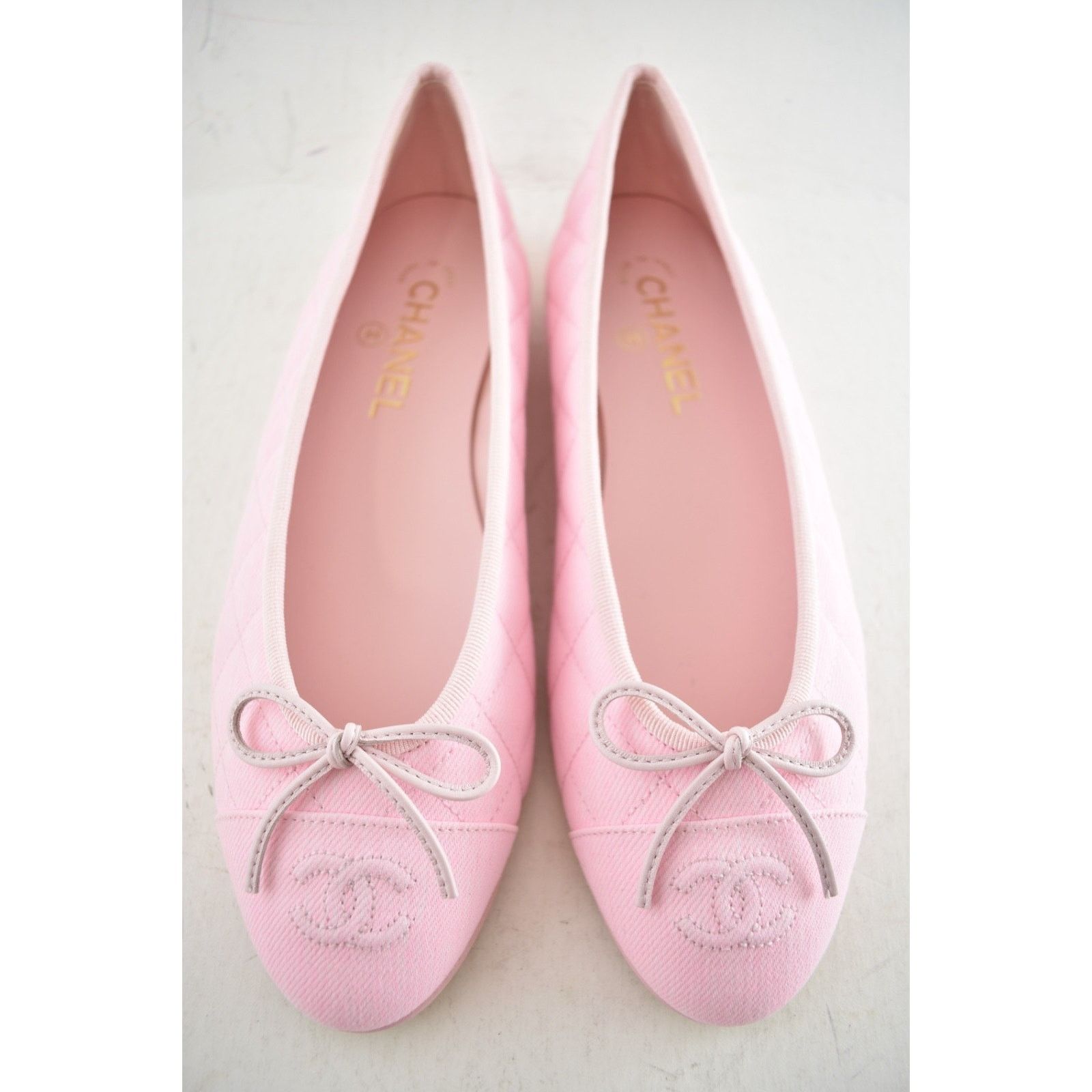 Chanel Chanel Light Pink Denim Quilted Ballet Flat 37.5 Size US 7.5 / IT 37.5 - 19 Thumbnail