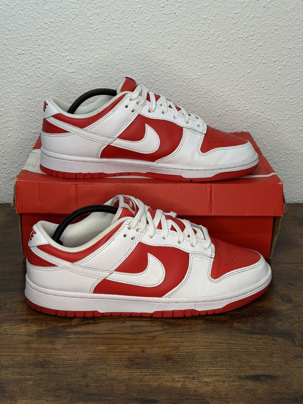 Nike Nike Dunk Low Championship Red size 9.5 Size US 9.5 / EU 42-43 - 6 Thumbnail
