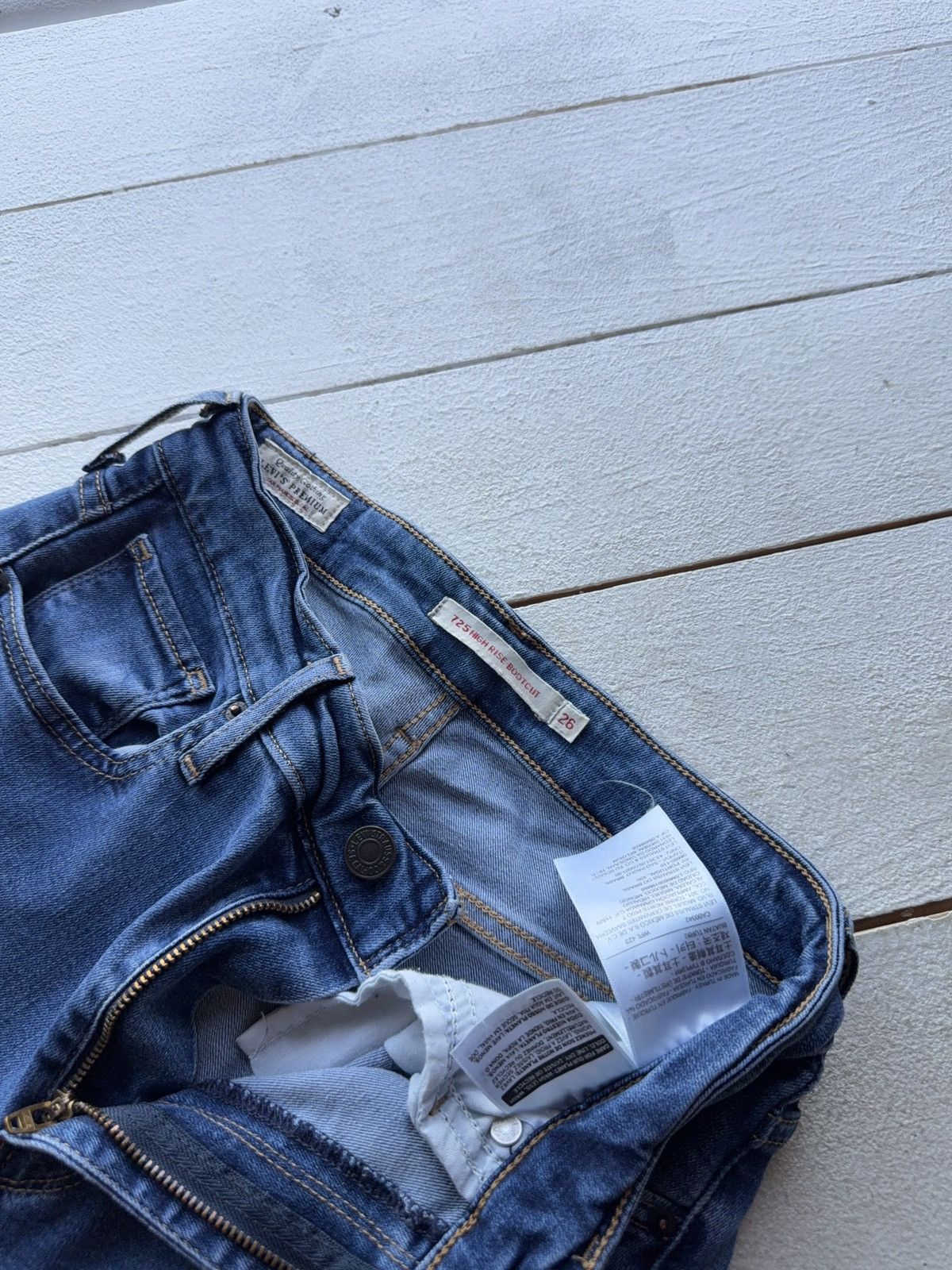 Levi's Vintage 00s Retro style 725 High Rise Bootcut Women’s jeans Size 26" / US 2 / IT 38 - 7 Thumbnail